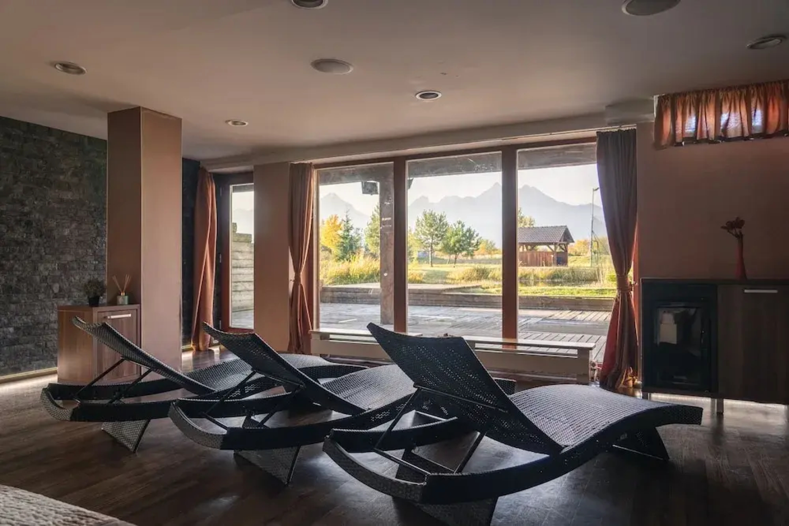 Doma u nás - apartmán na hlavnom námestí
