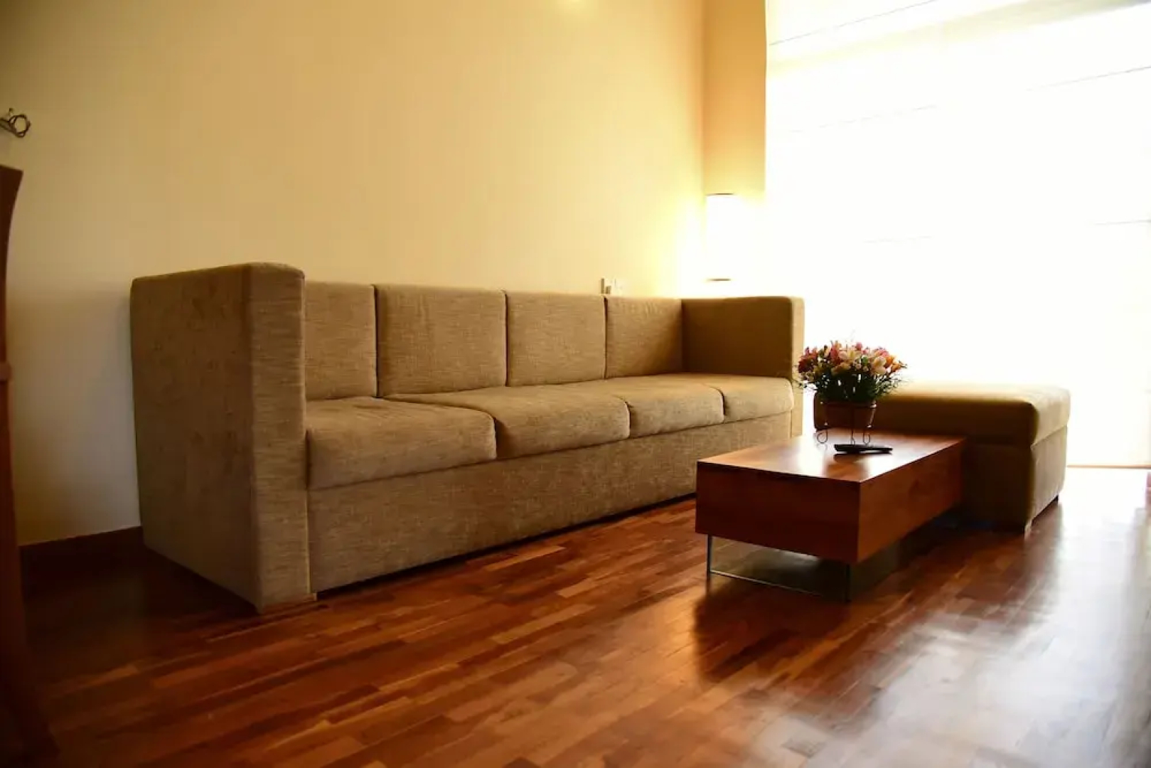 LOTUS Luxury Apartment