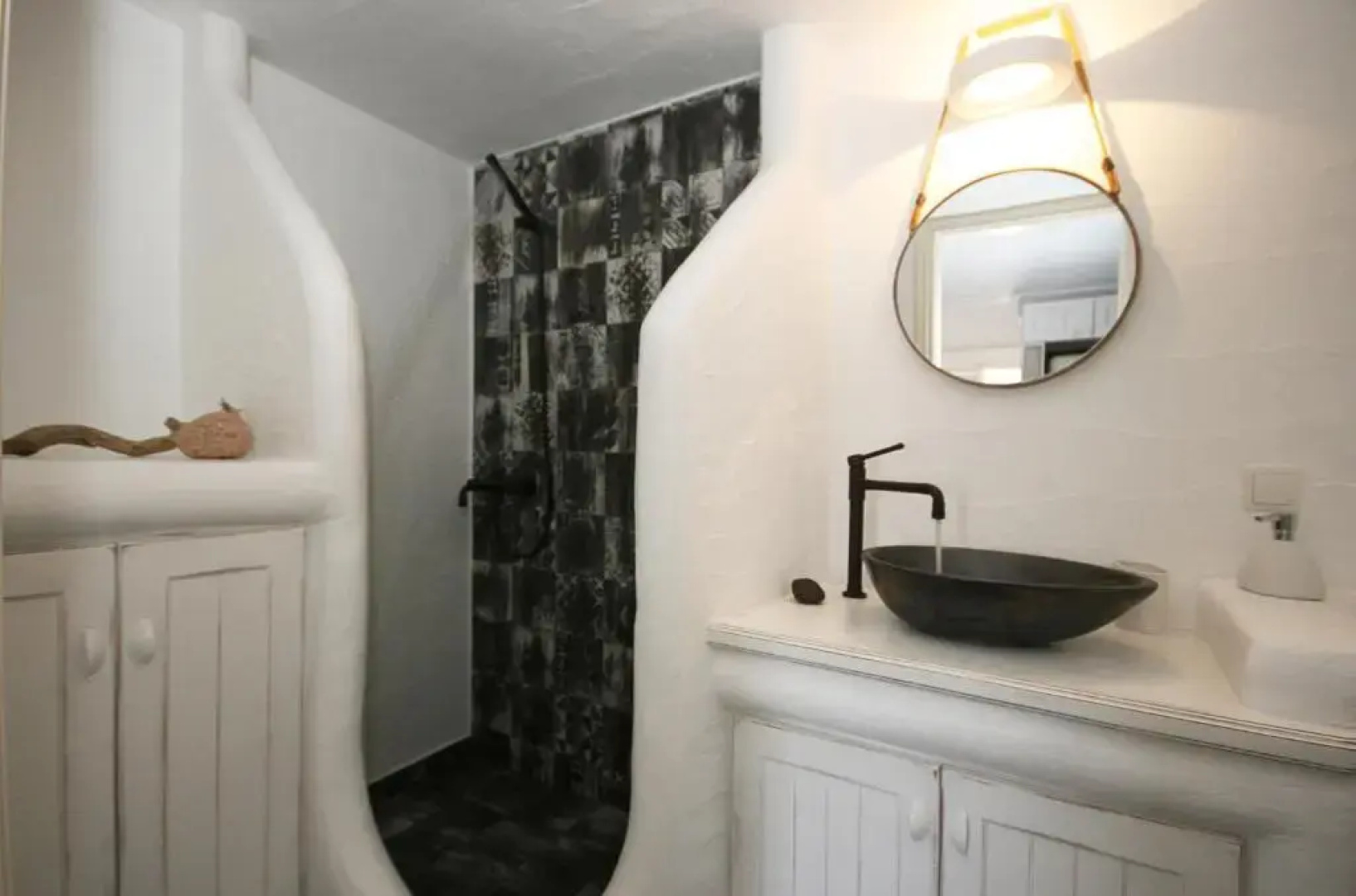 5 Traditional Suites