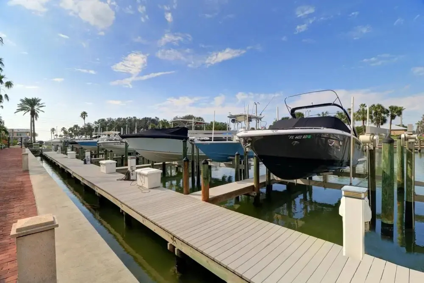 Stunning Beach Front 3 Bd Apartment @ Clearwater Belle Harbor 401