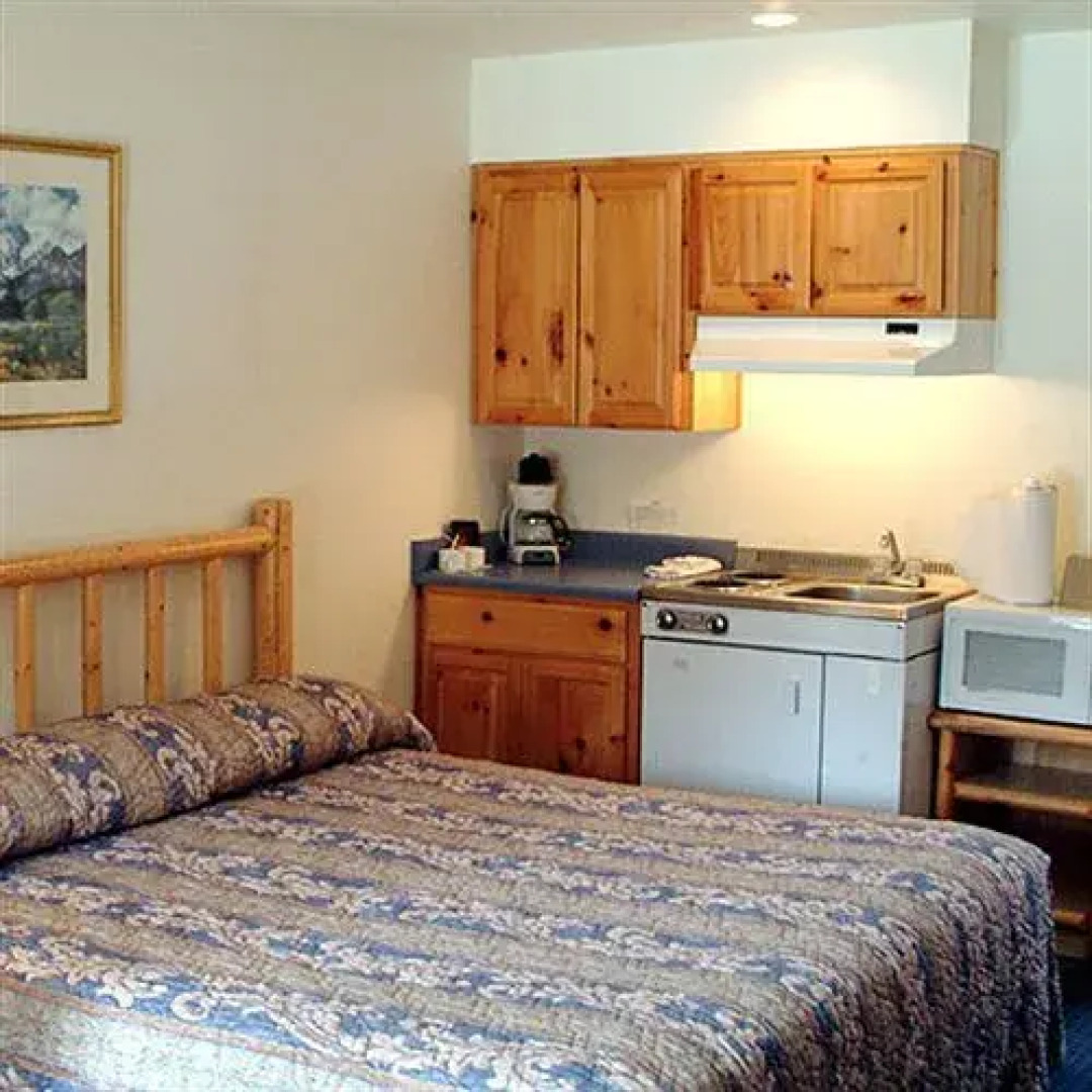 Edgewater Inn Shady Cove