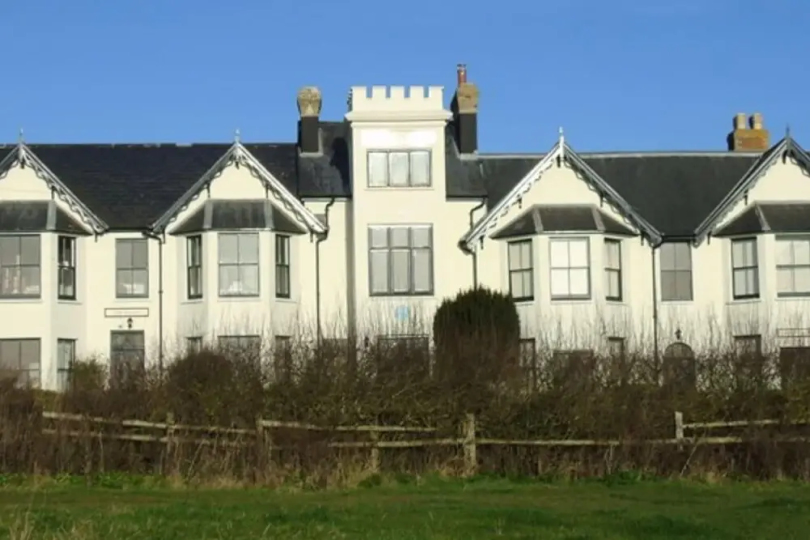 Freshwater - Hot Tub - Pet Friendly - Garden