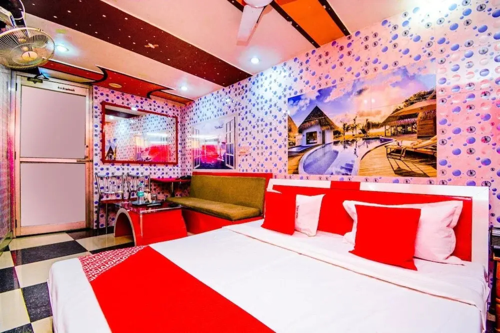 Gaur Guest House by OYO Rooms