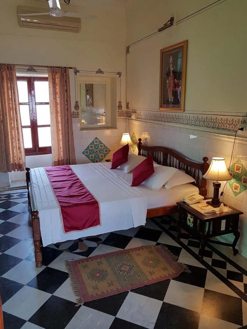 WelcomHeritage Mandir Palace