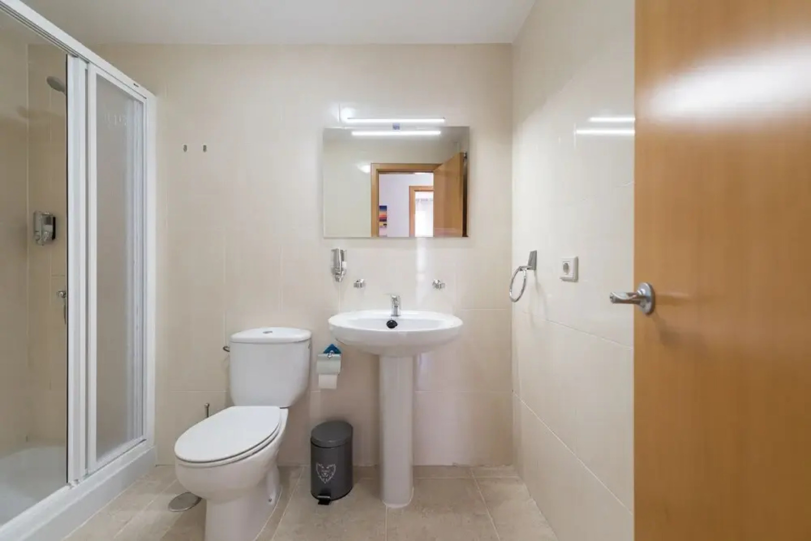 Luxury Flat with private parking