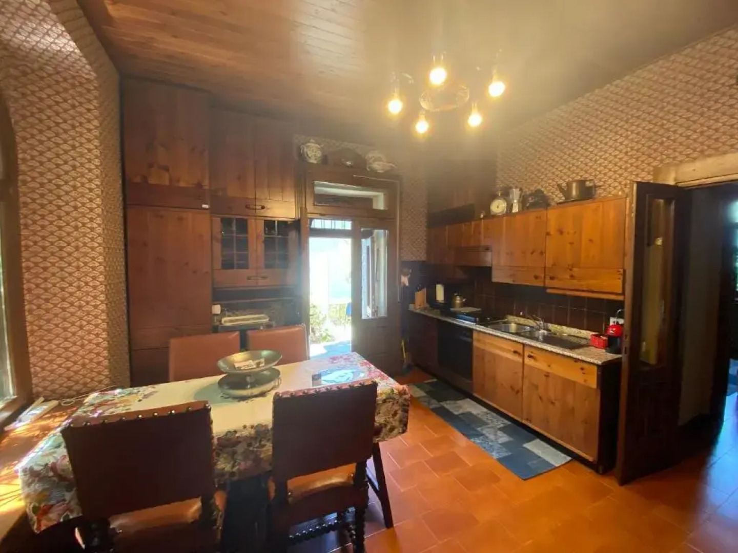 Suitecastlelakeview 0