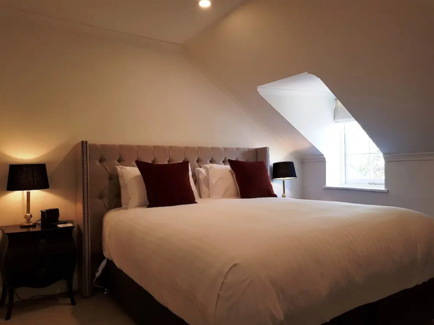 Lythgo's Row Colonial Cottages