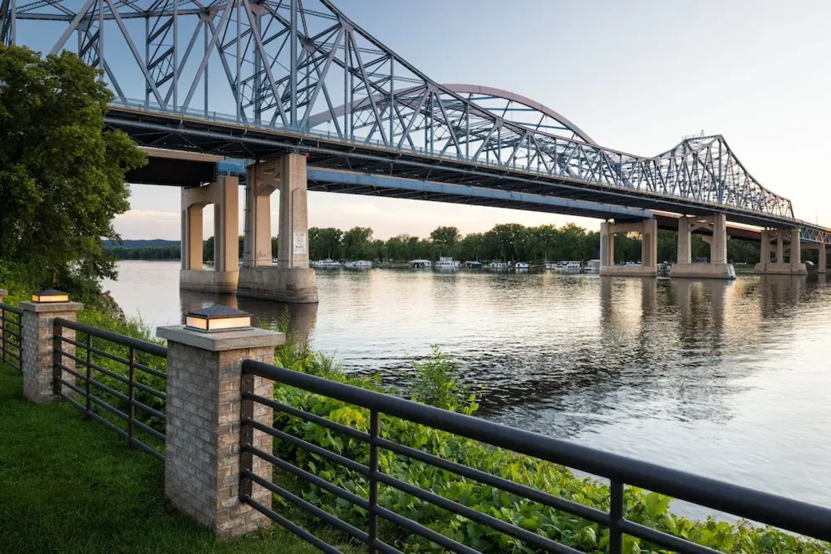 Courtyard La Crosse Downtown/Mississippi Riverfront