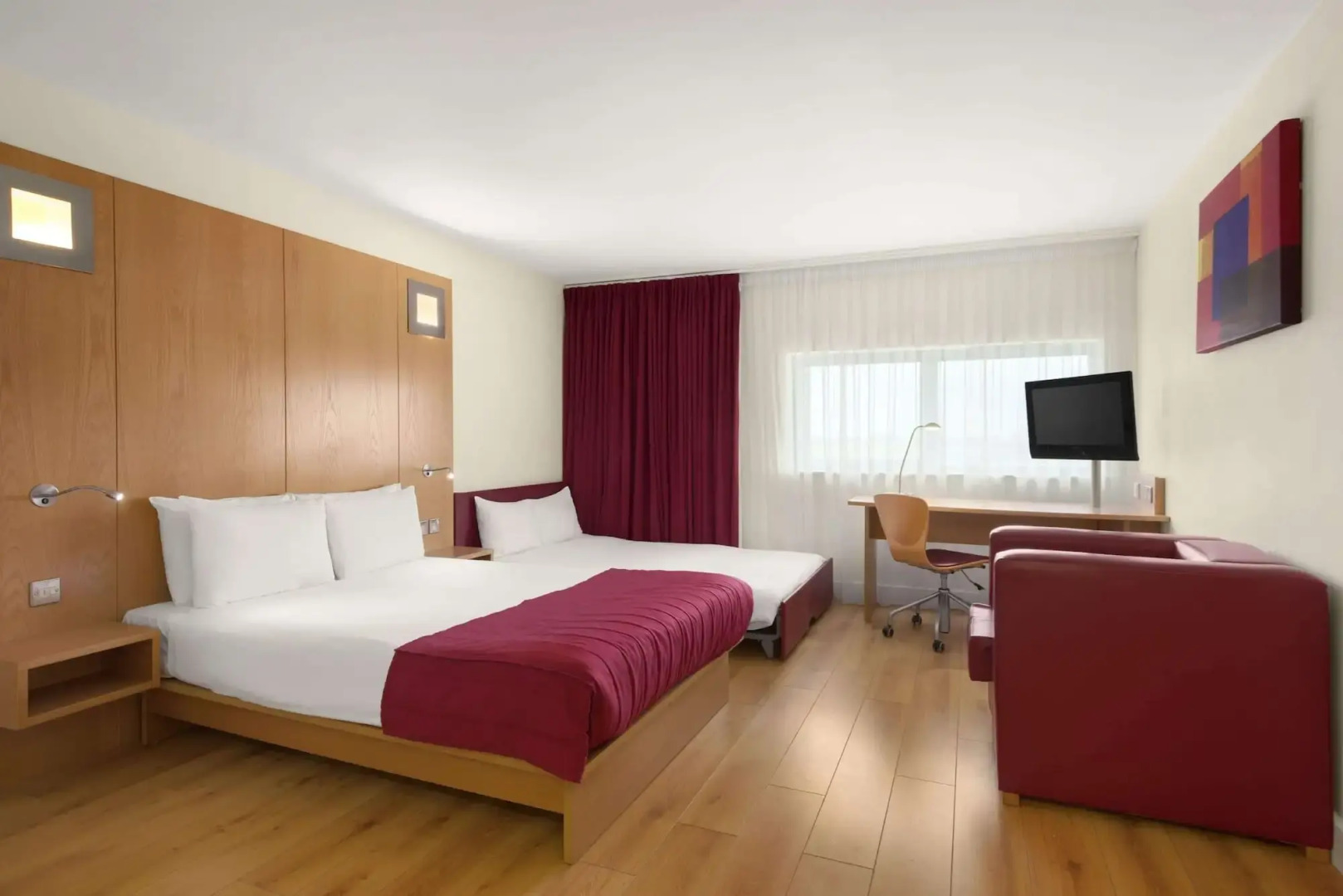 Ramada Encore by Wyndham Doncaster Airport