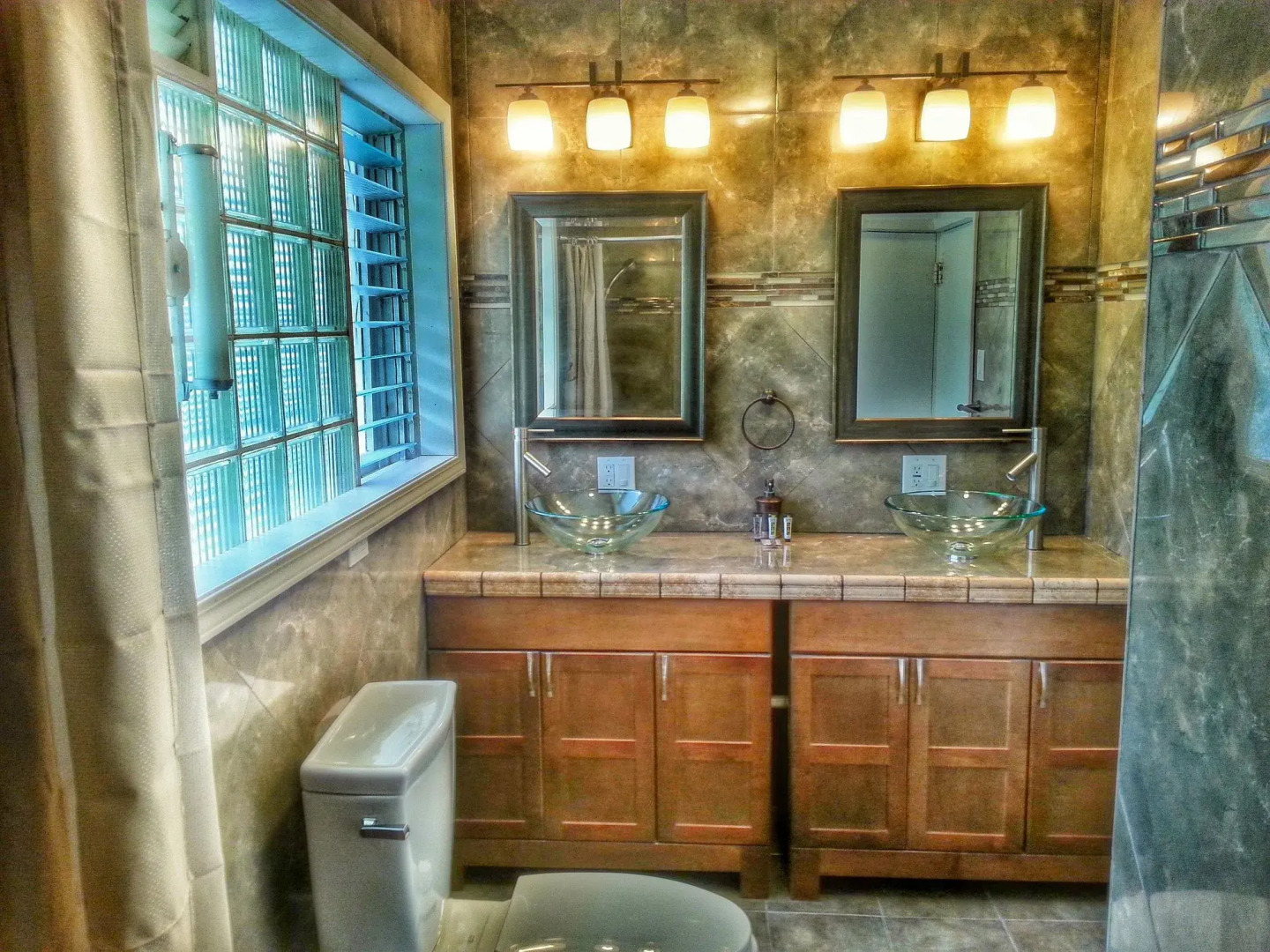 Hilltop Vacation Rental