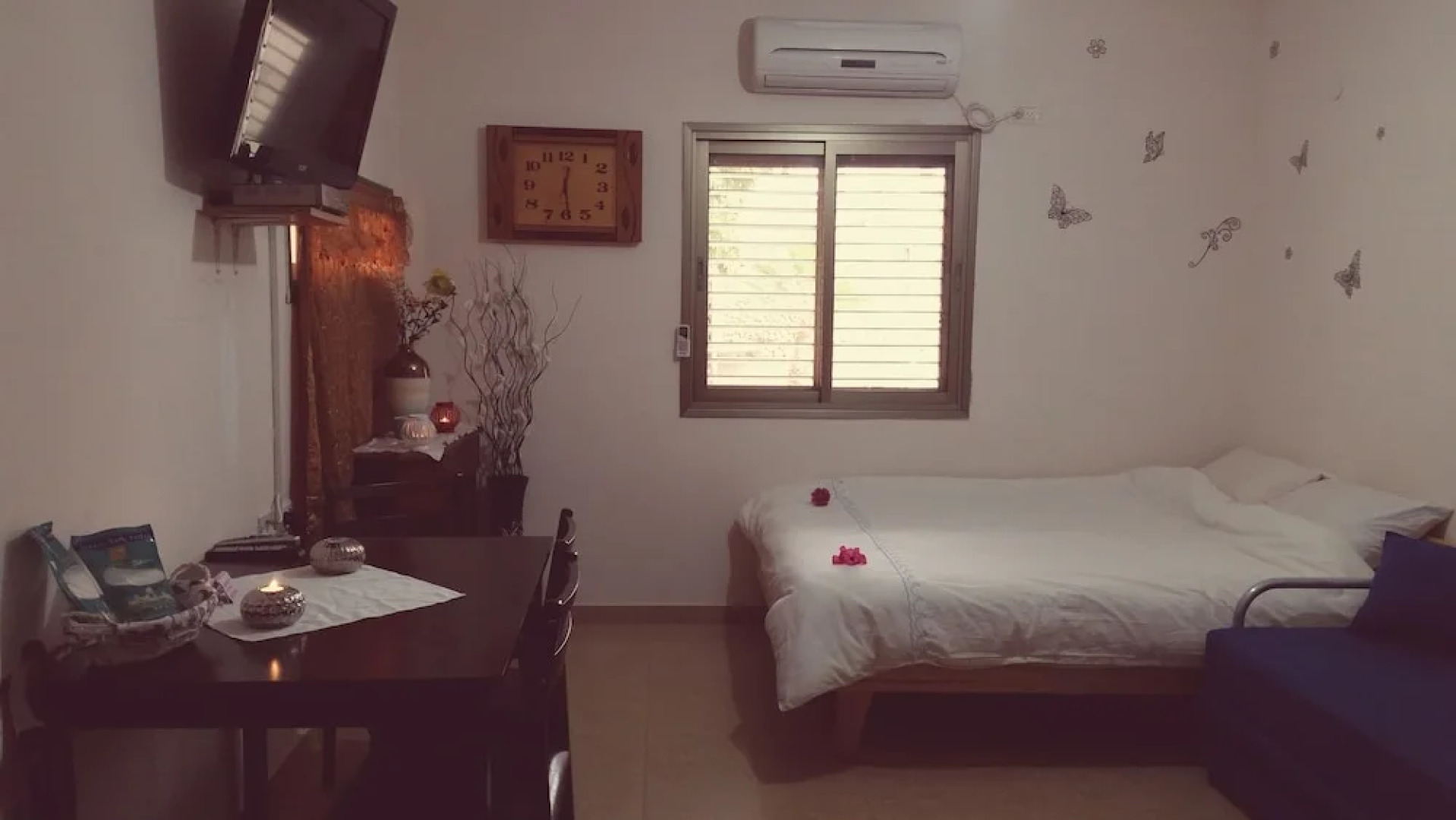 Zimmer Dora Dead Sea