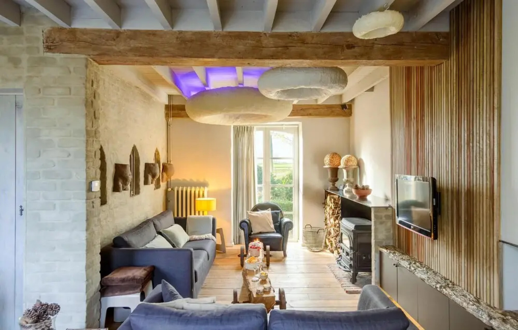 Amazing Home in Wijtschate With 3 Bedrooms and Wifi