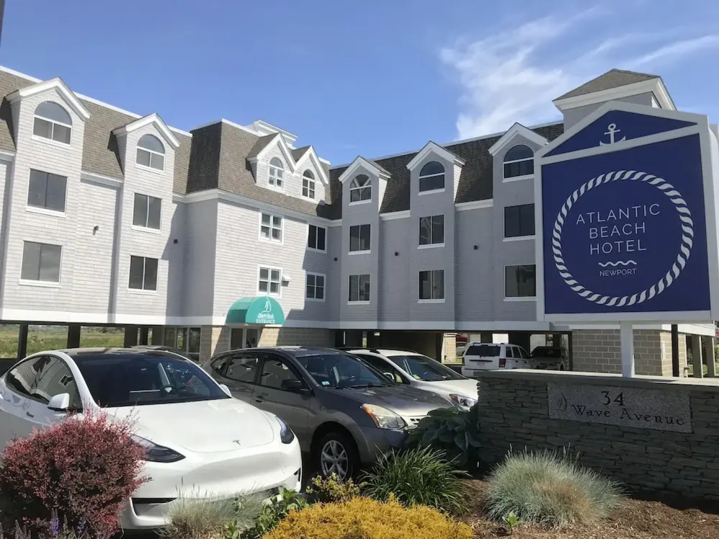 Quality Inn & Suites Atlantic Beach Hotel