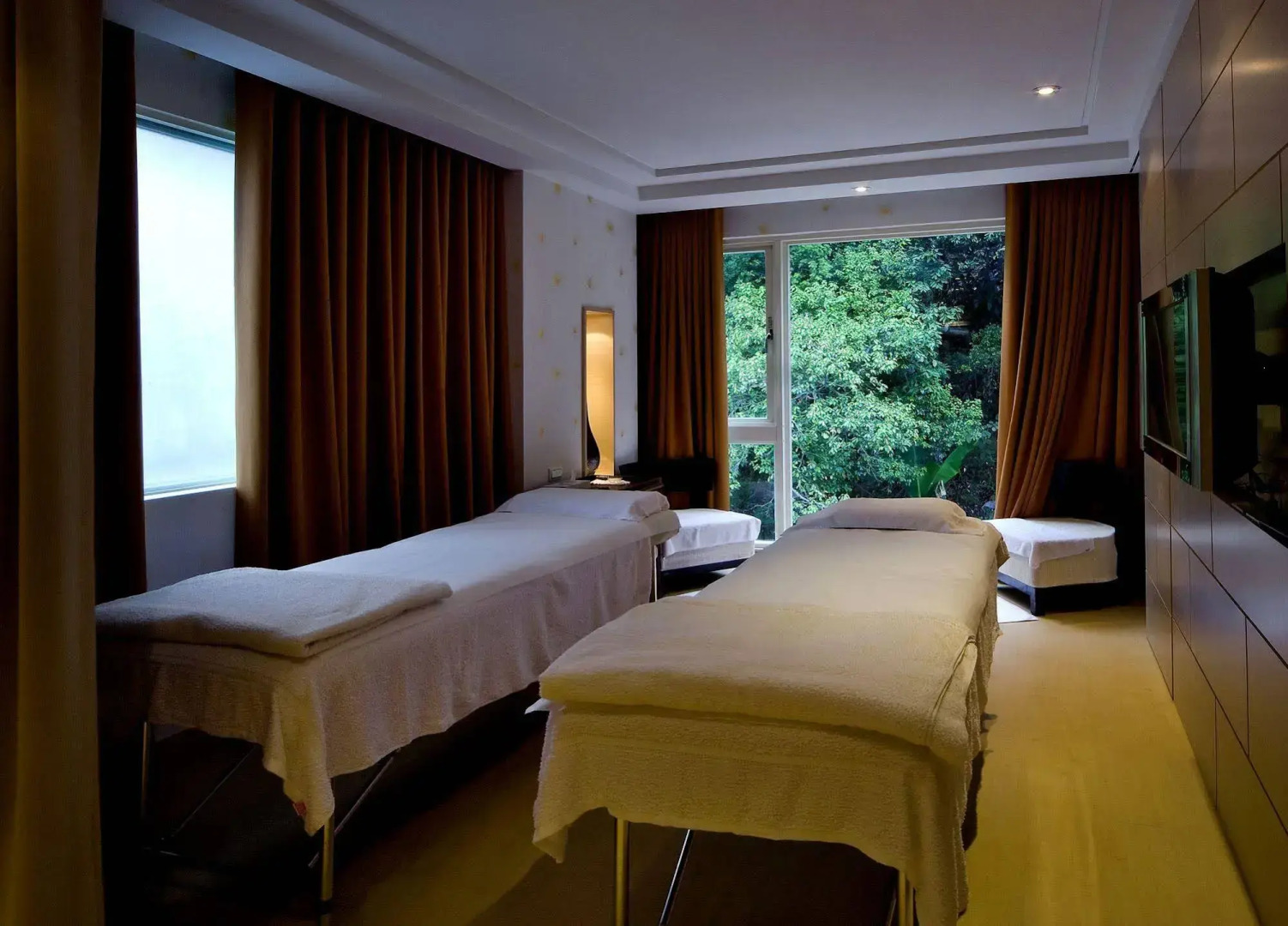 Spa Home Sun Moon Lake Luxury Lakeside Hotel
