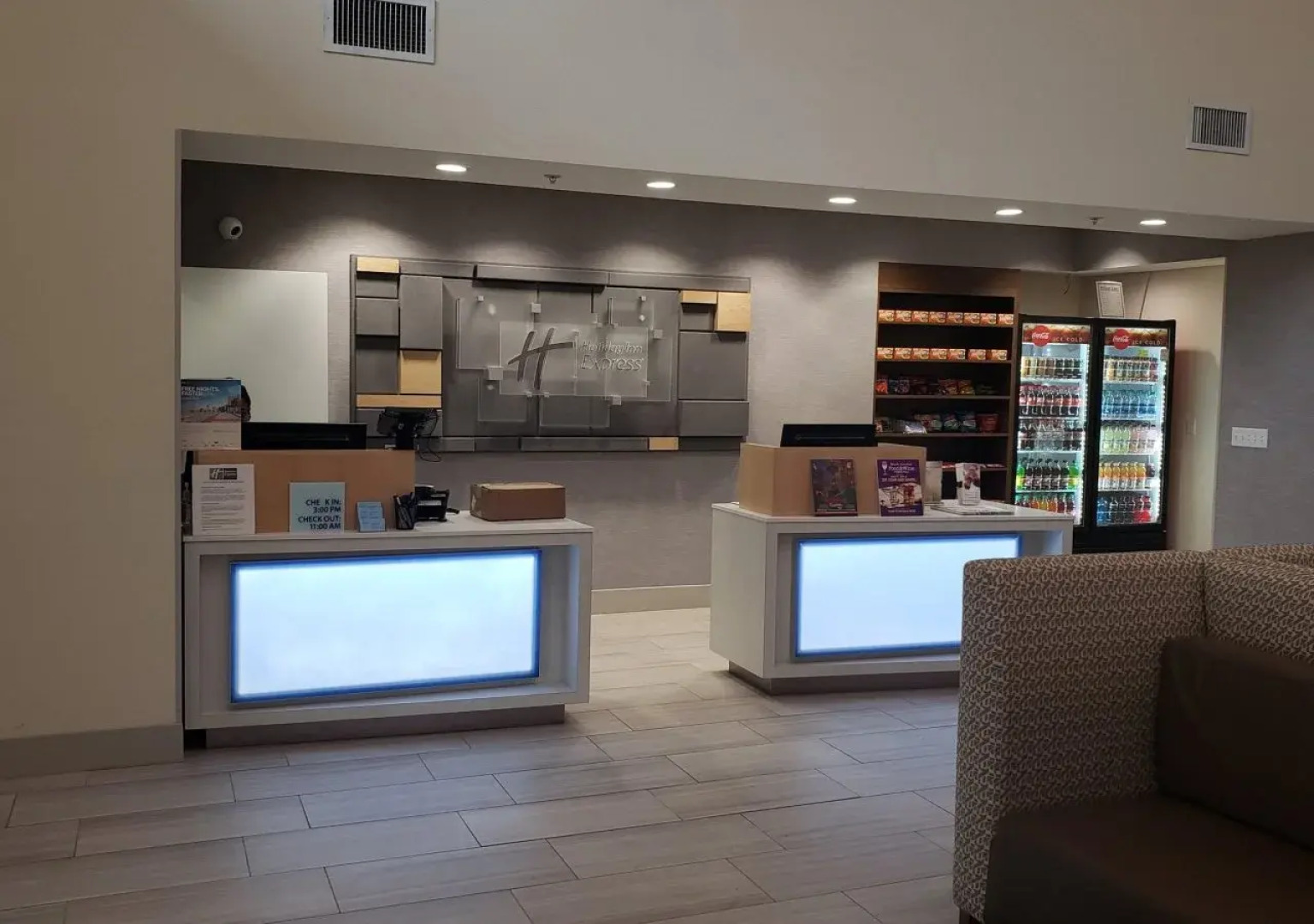 Holiday Inn Express Tampa N I-75 - University Area by IHG