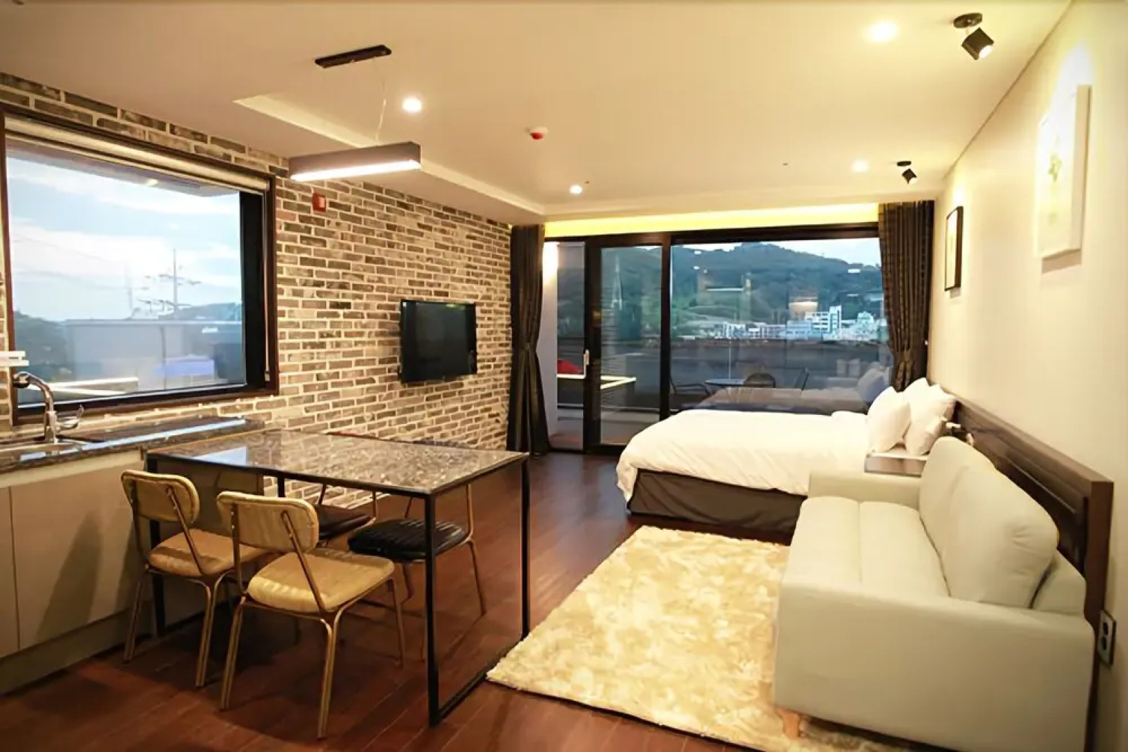 Yeosu Gite Pension