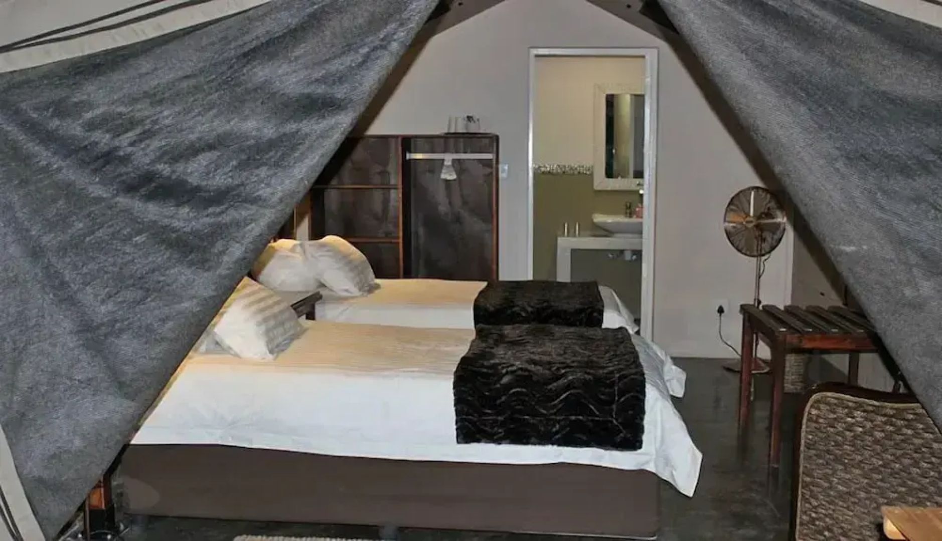 Uukwaluudhi Safari Lodge