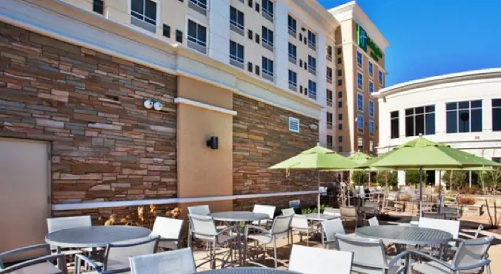 Holiday Inn Hotel & Suites Dalton