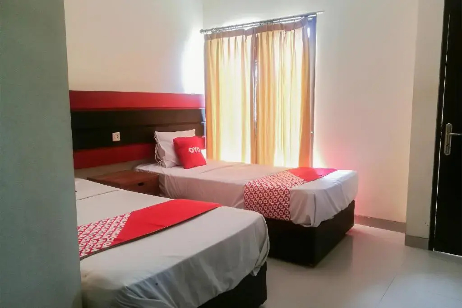 Hotel O Ari Beach Inn