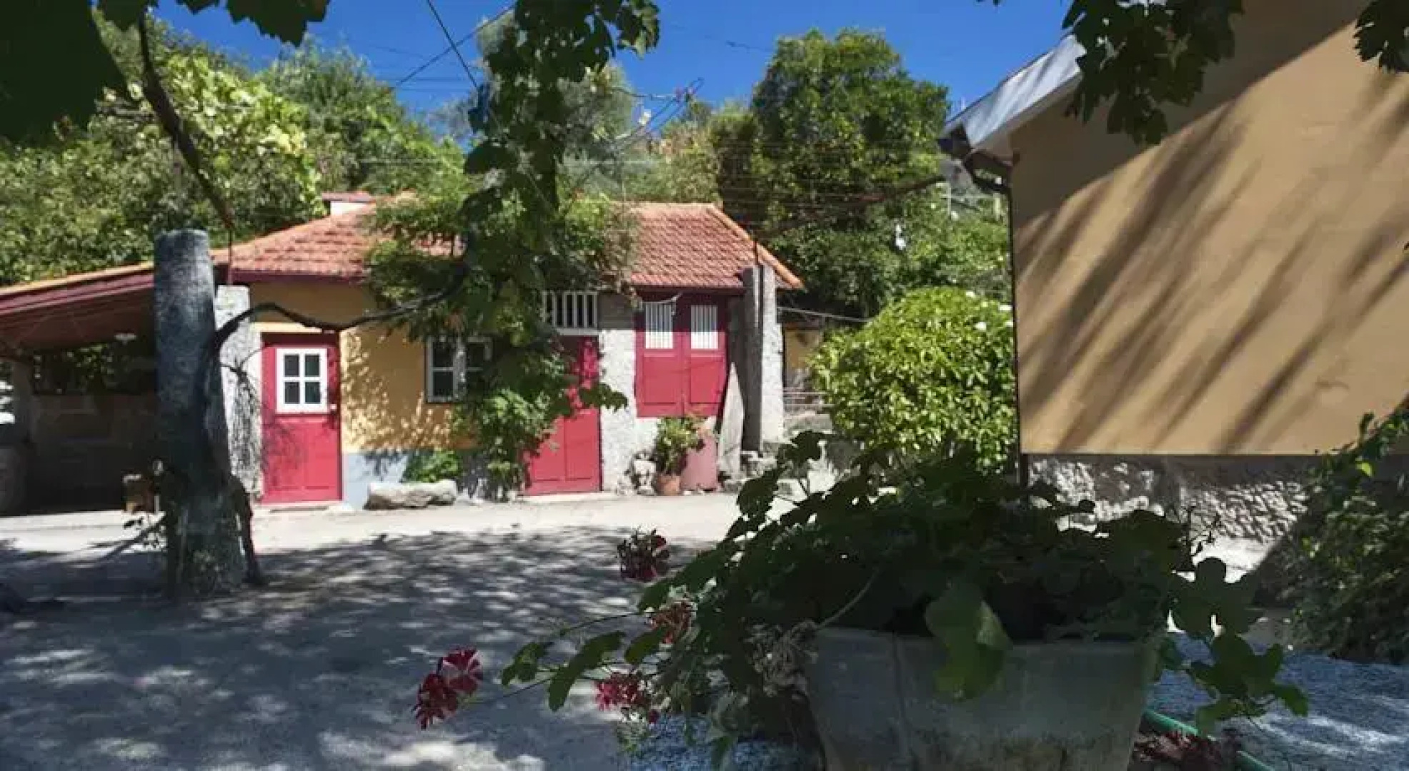 Casa de S. Faustino de Fridão