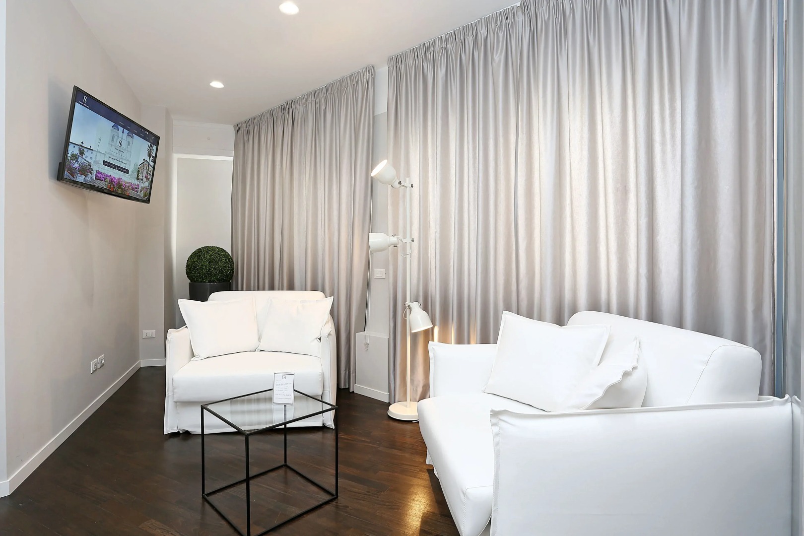 S Suites in Rome