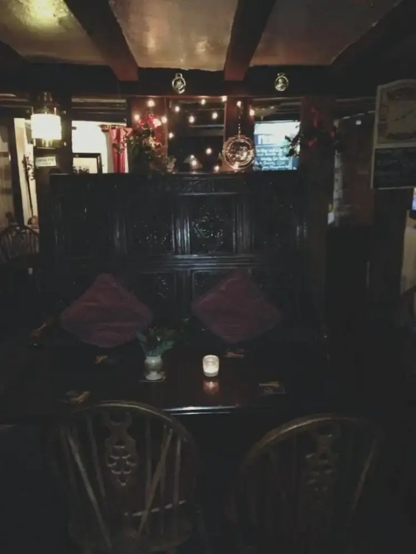 The Halfway House Inn