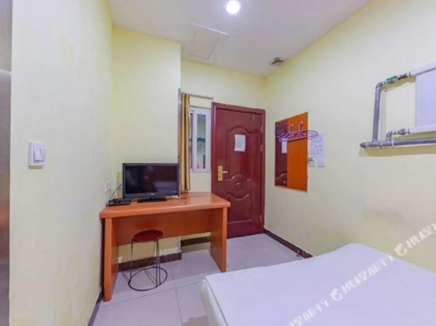 Pod Inn Chain Hotel (Jinan Qilu Hospital Quancheng Plaza)