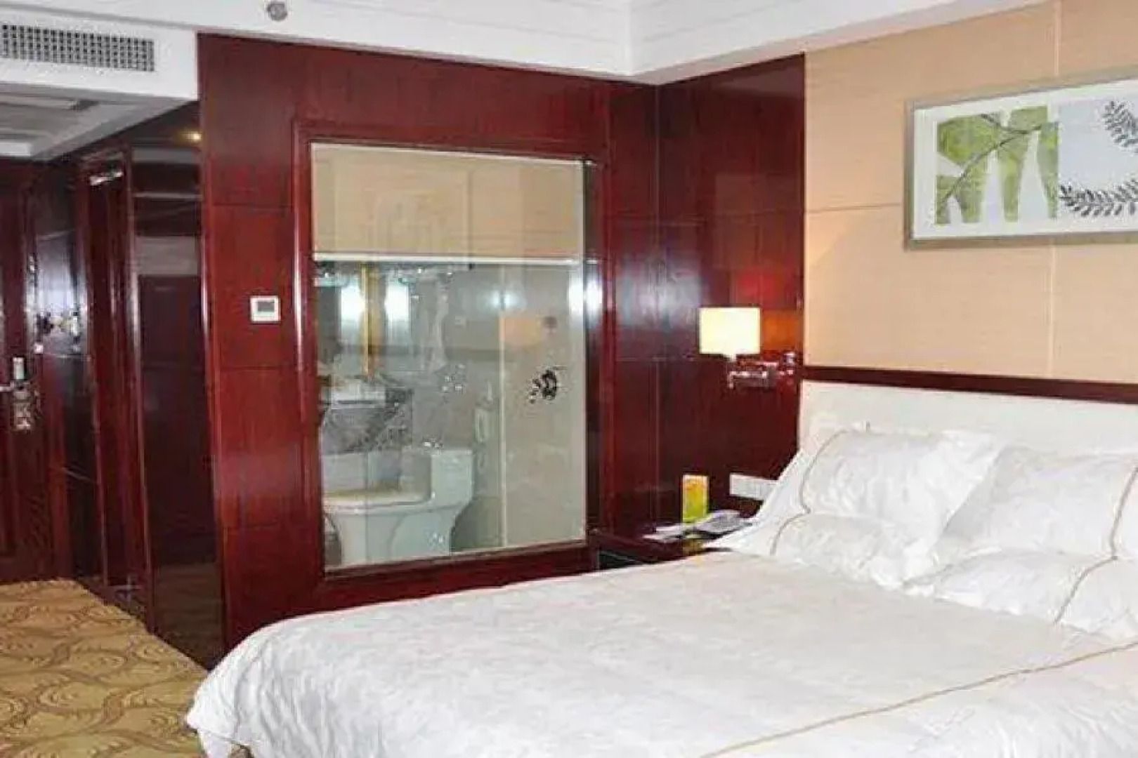 Oriental Hawaii Holiday Hotel