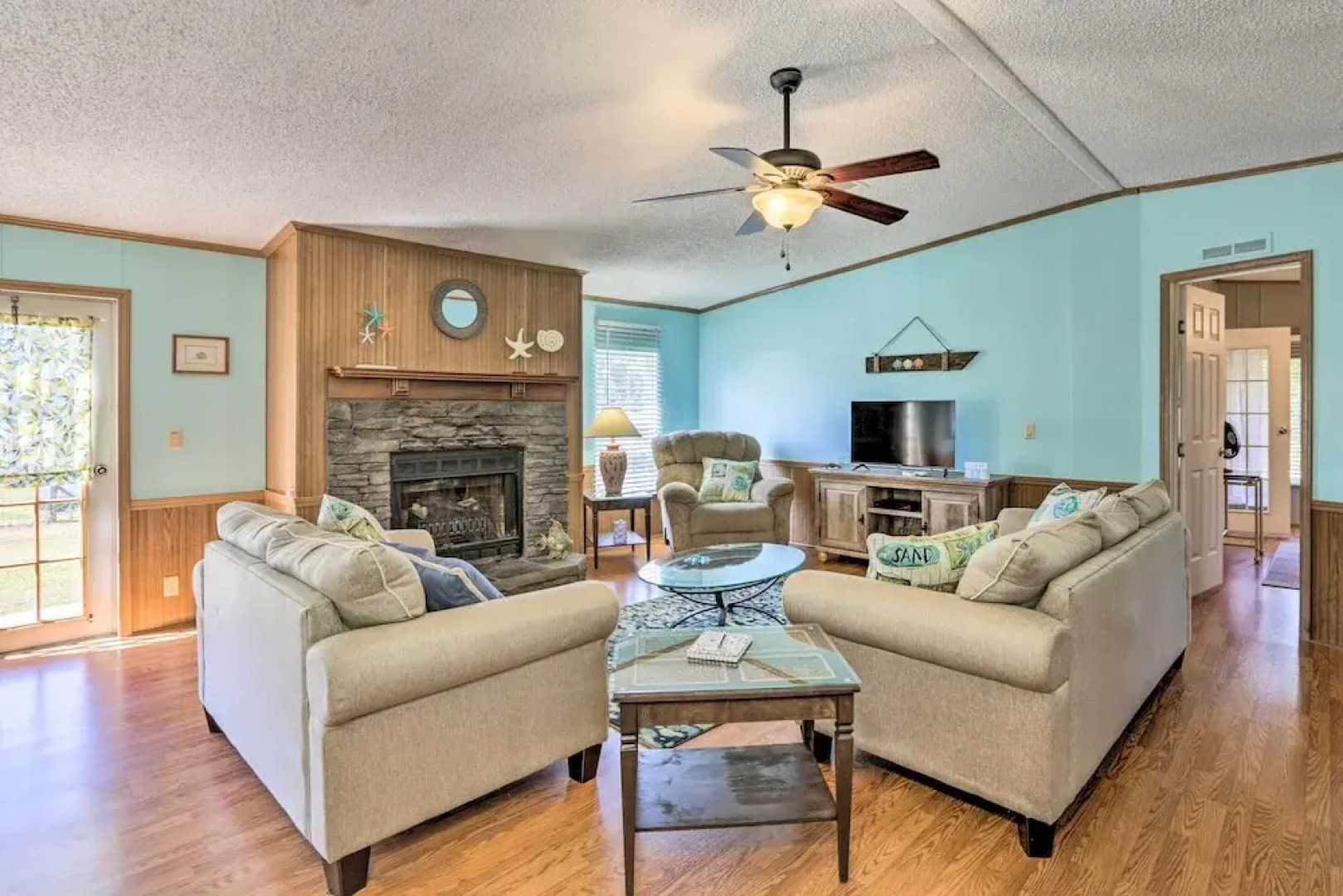 Steinhatchee Home w/ Boat Parking: 1 Mi to Marina