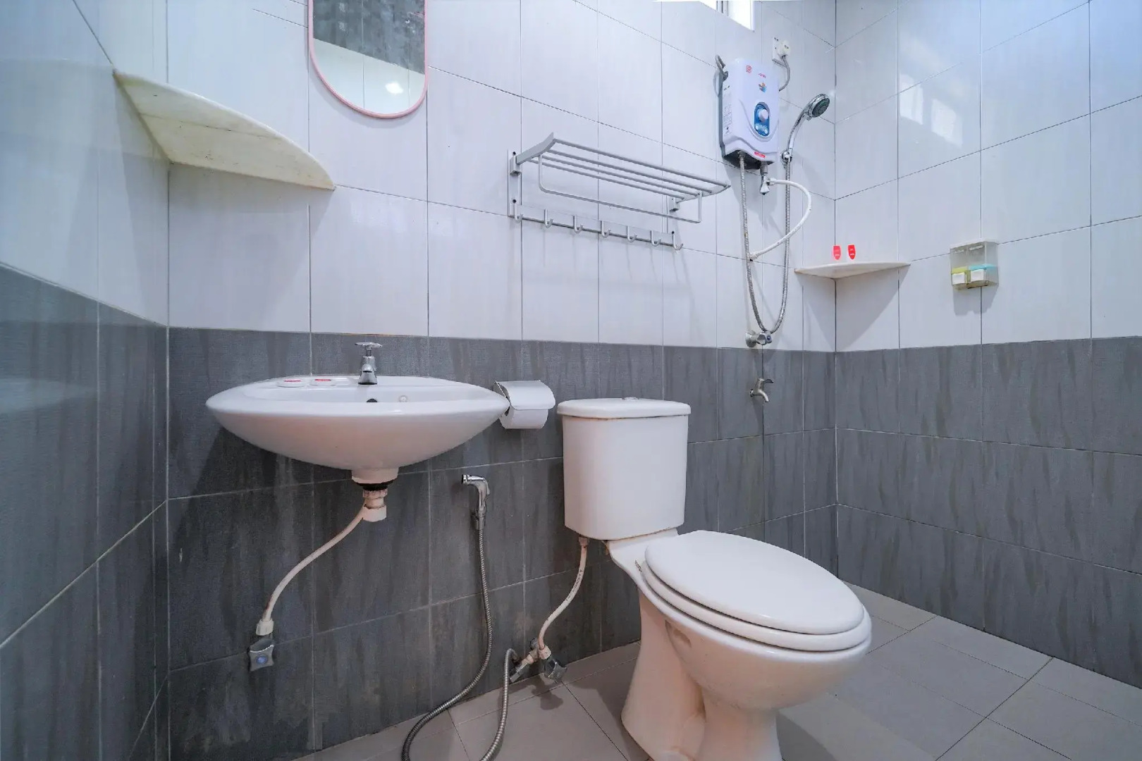 OYO 90004 Sri Pauh Natural Motel