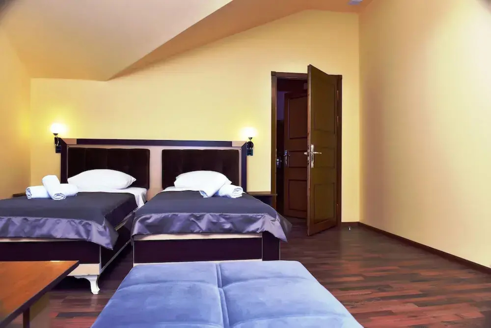 Shaki Host House