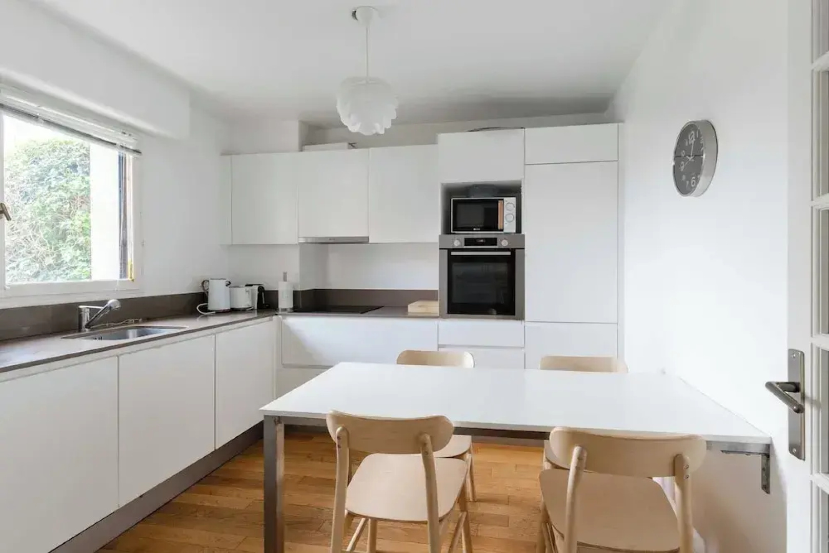 3 Bedroom Apartment With Garden and Swimming Pool