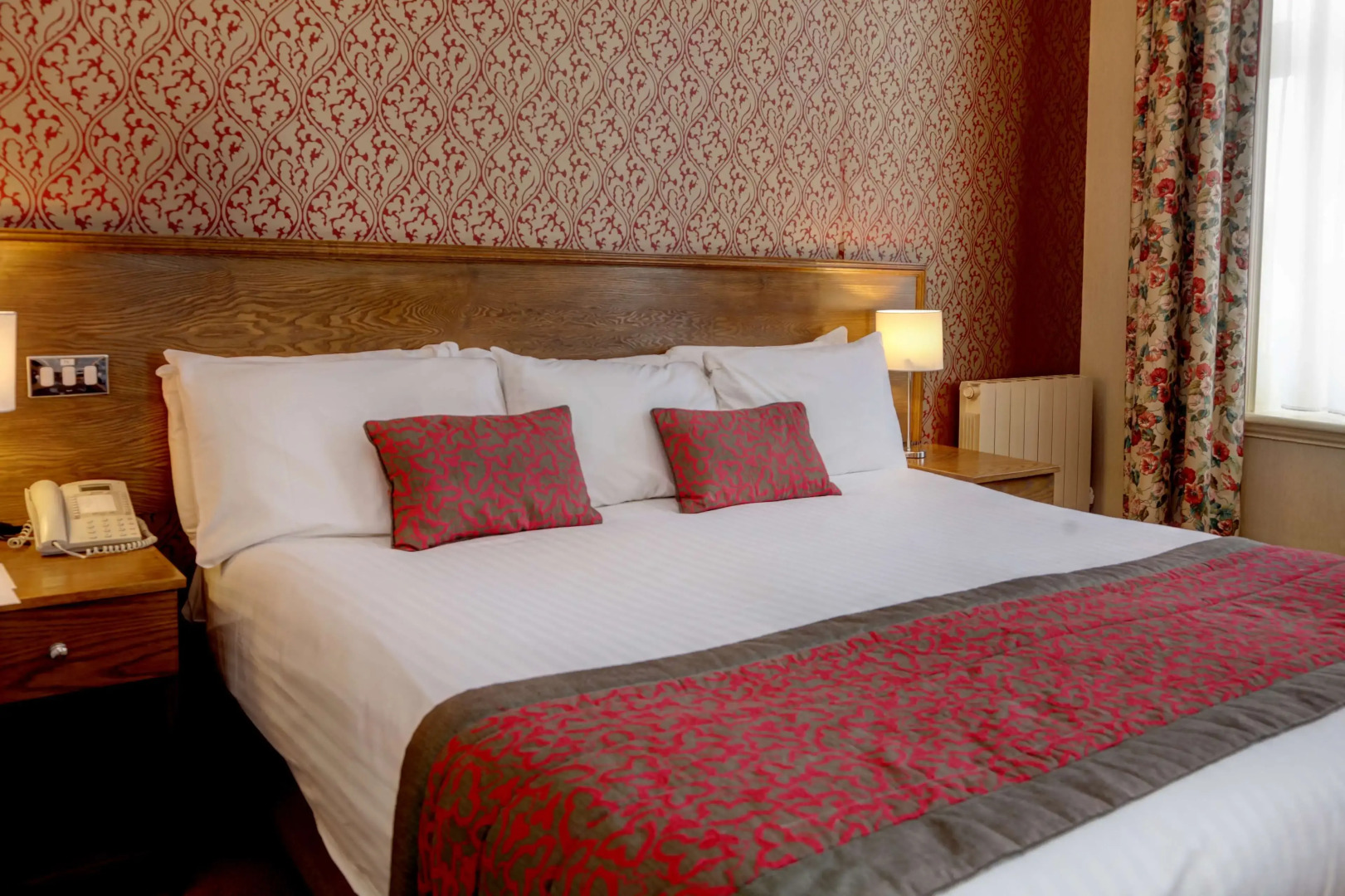 Crown and Mitre Hotel