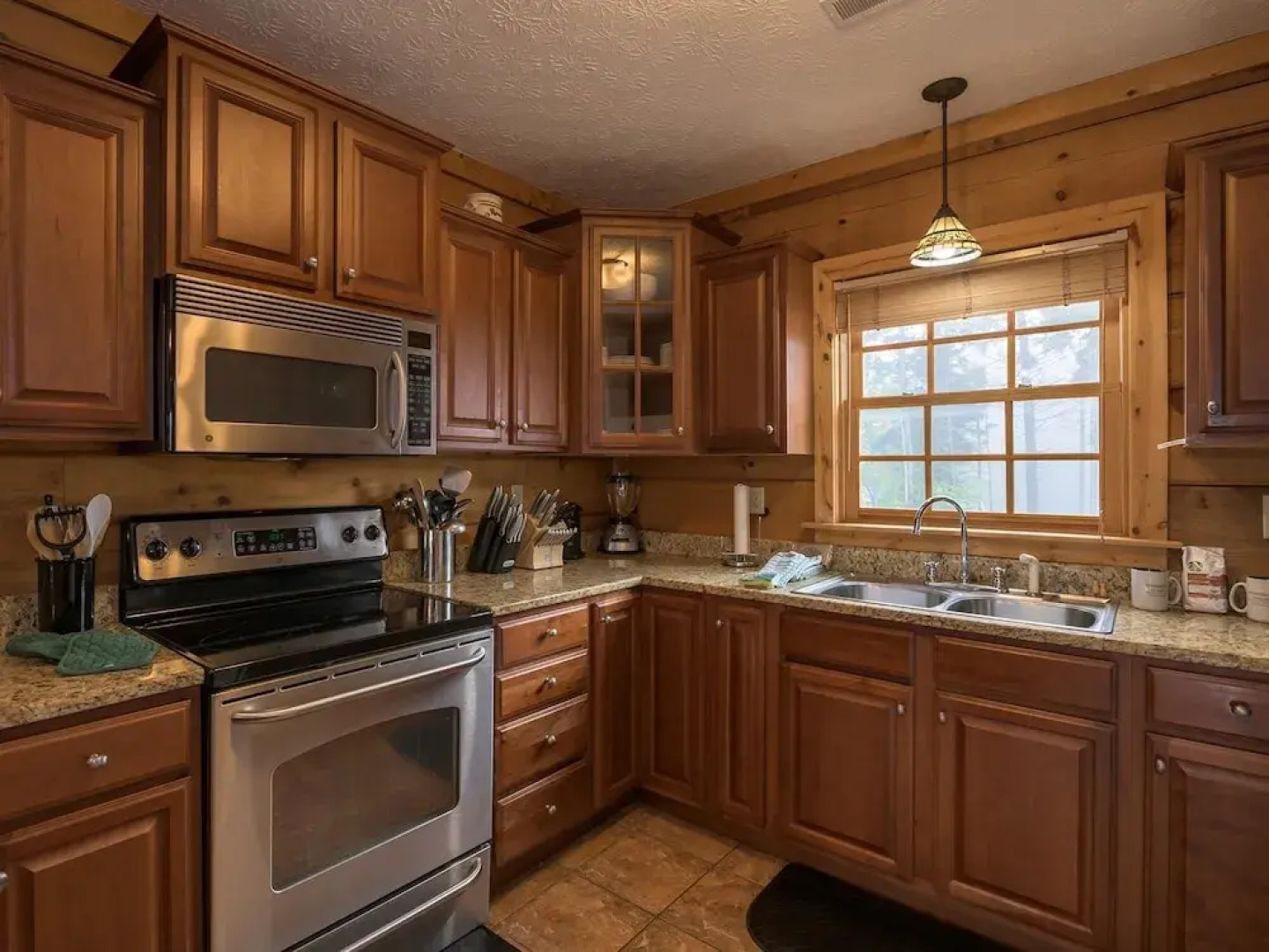 4 Br: Loggers Run 14