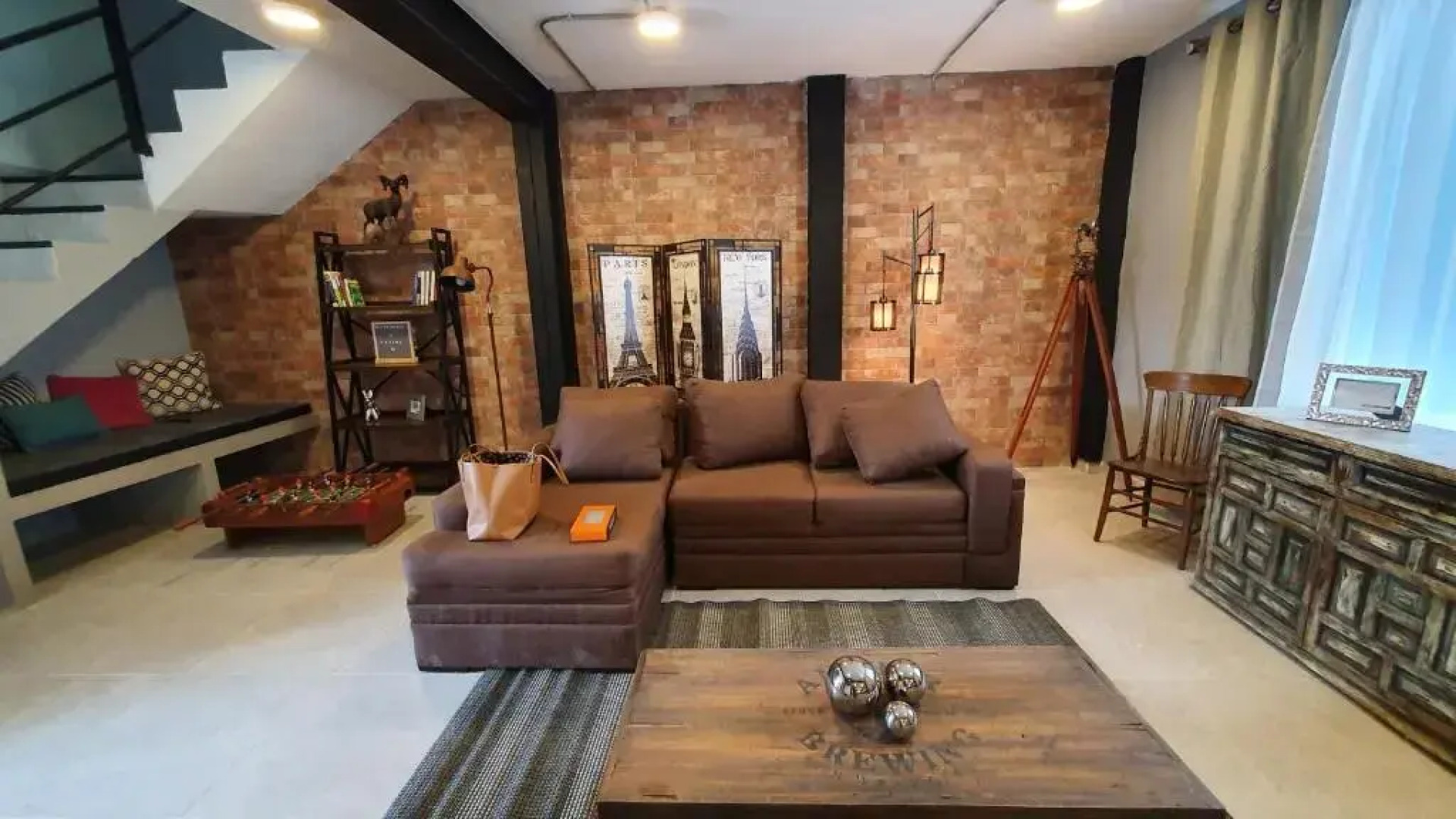 R02 LUXURY STUDIO COURAGE a 5 MIN ITESM CEM