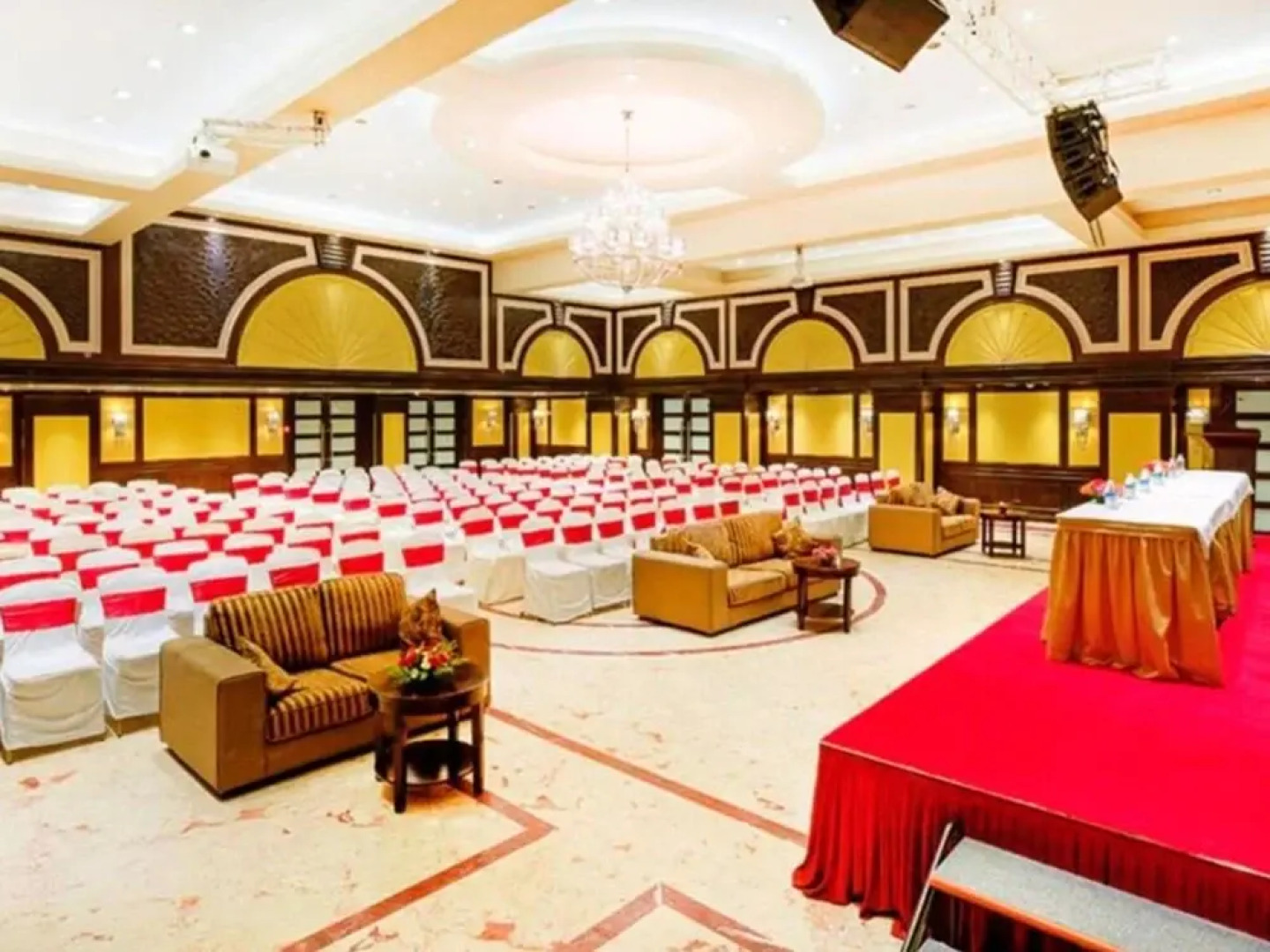 Anandha Inn Convention Centre and Suites