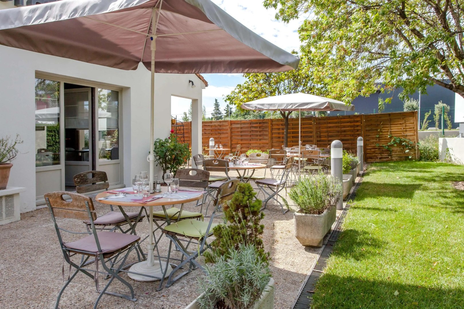 Campanile NATURE - Montpellier Sud