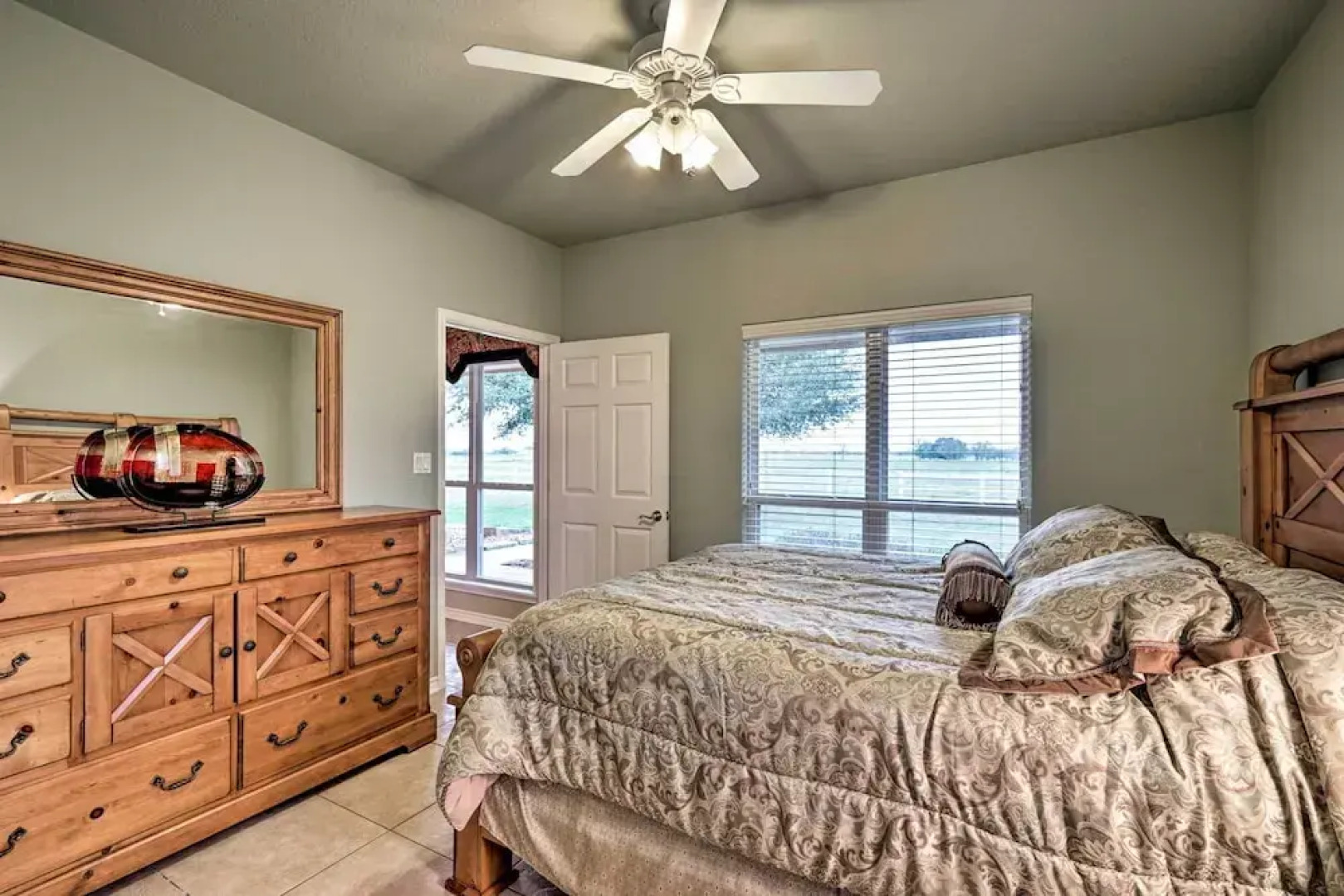 Pet-friendly Flatonia House w/ Patio & Gazebo!