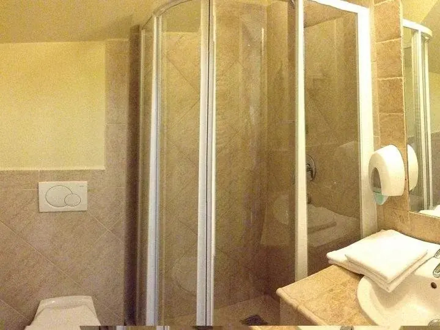 Business Hotel Semiramis