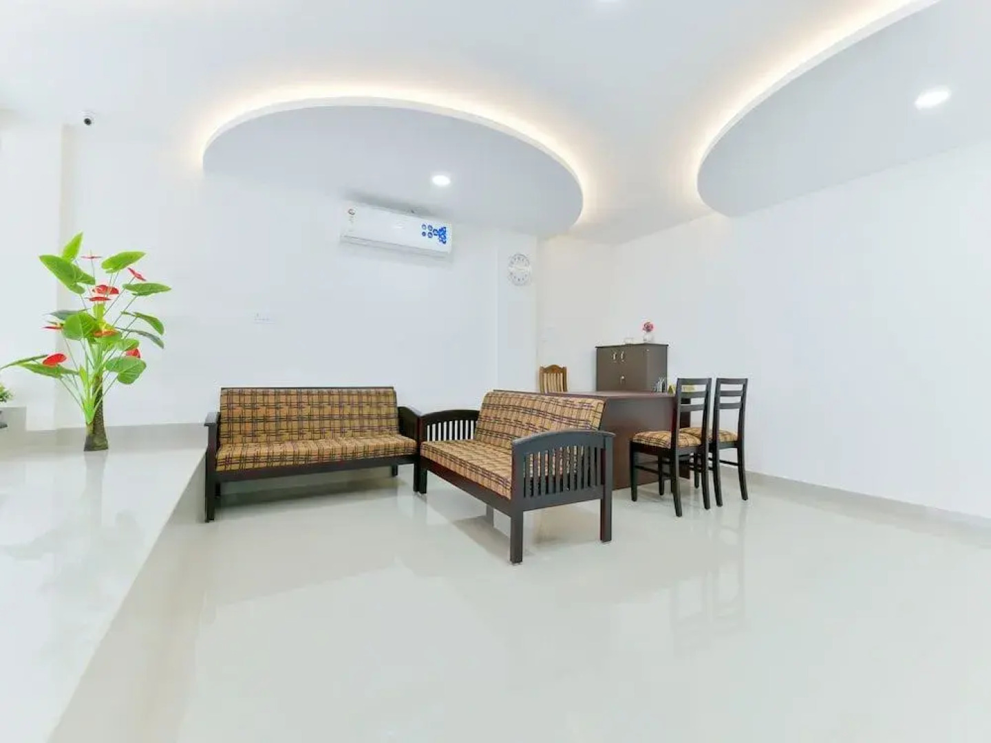 OYO 14866 Home Elegant Stay Kochi Airport