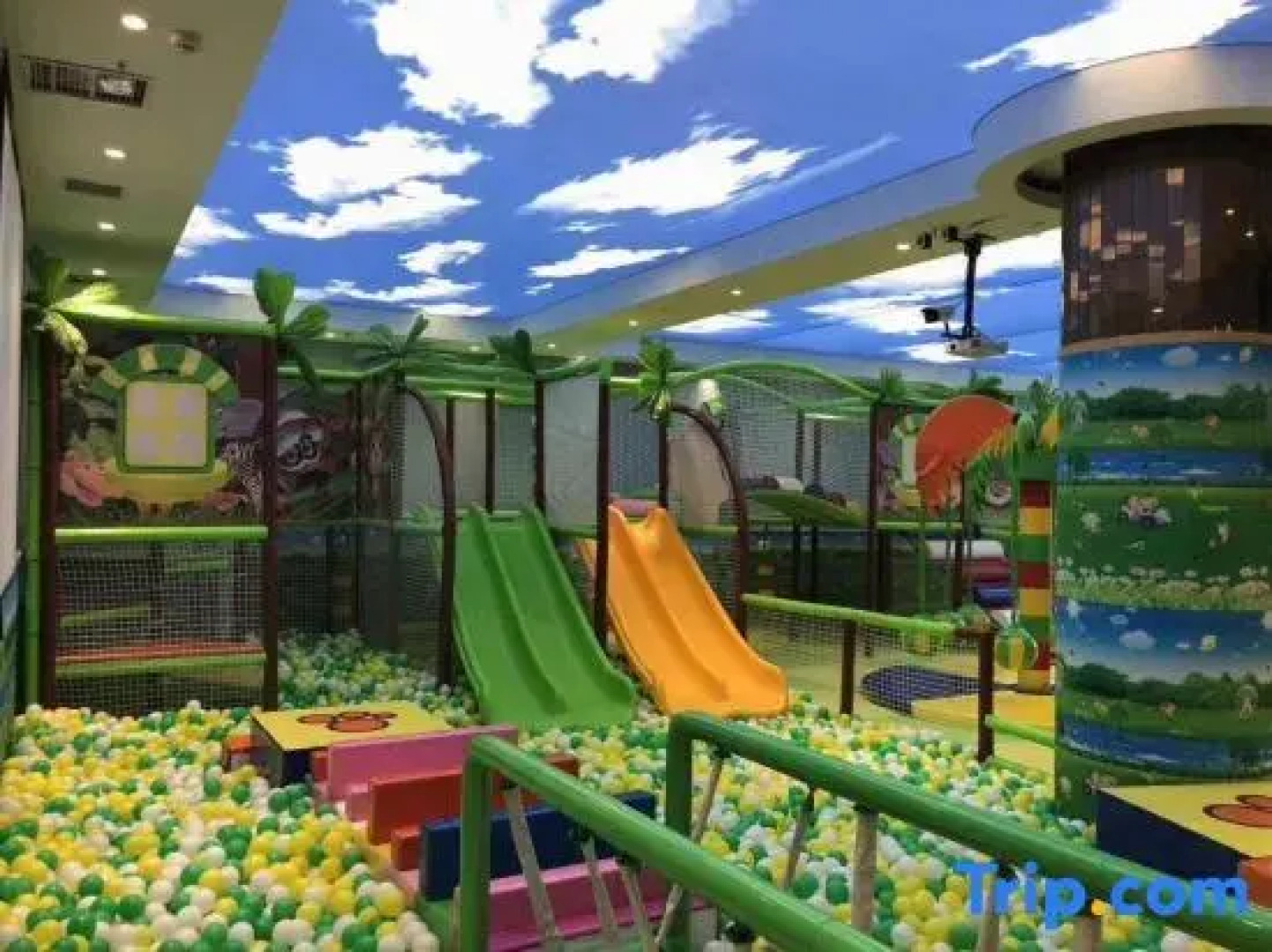 Kaiyuan Zhongzhou International Hotel