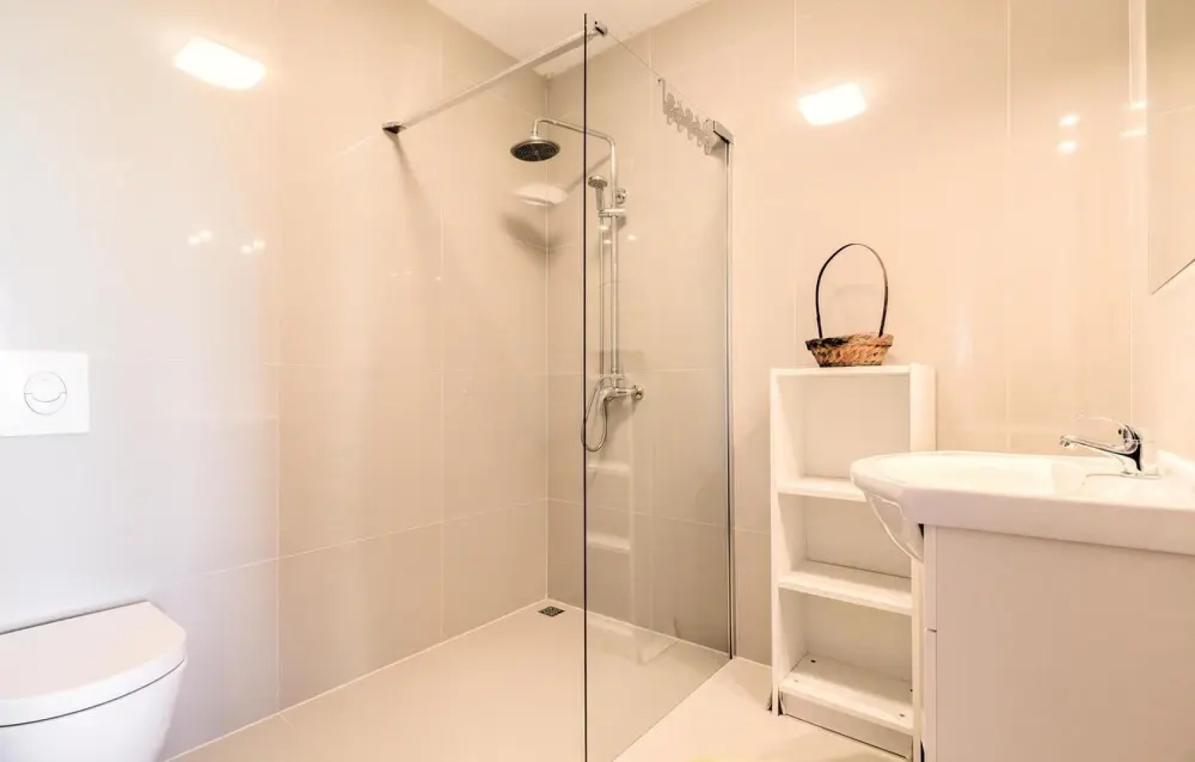 Awesome Home in Volme With Wifi and 4 Bedrooms