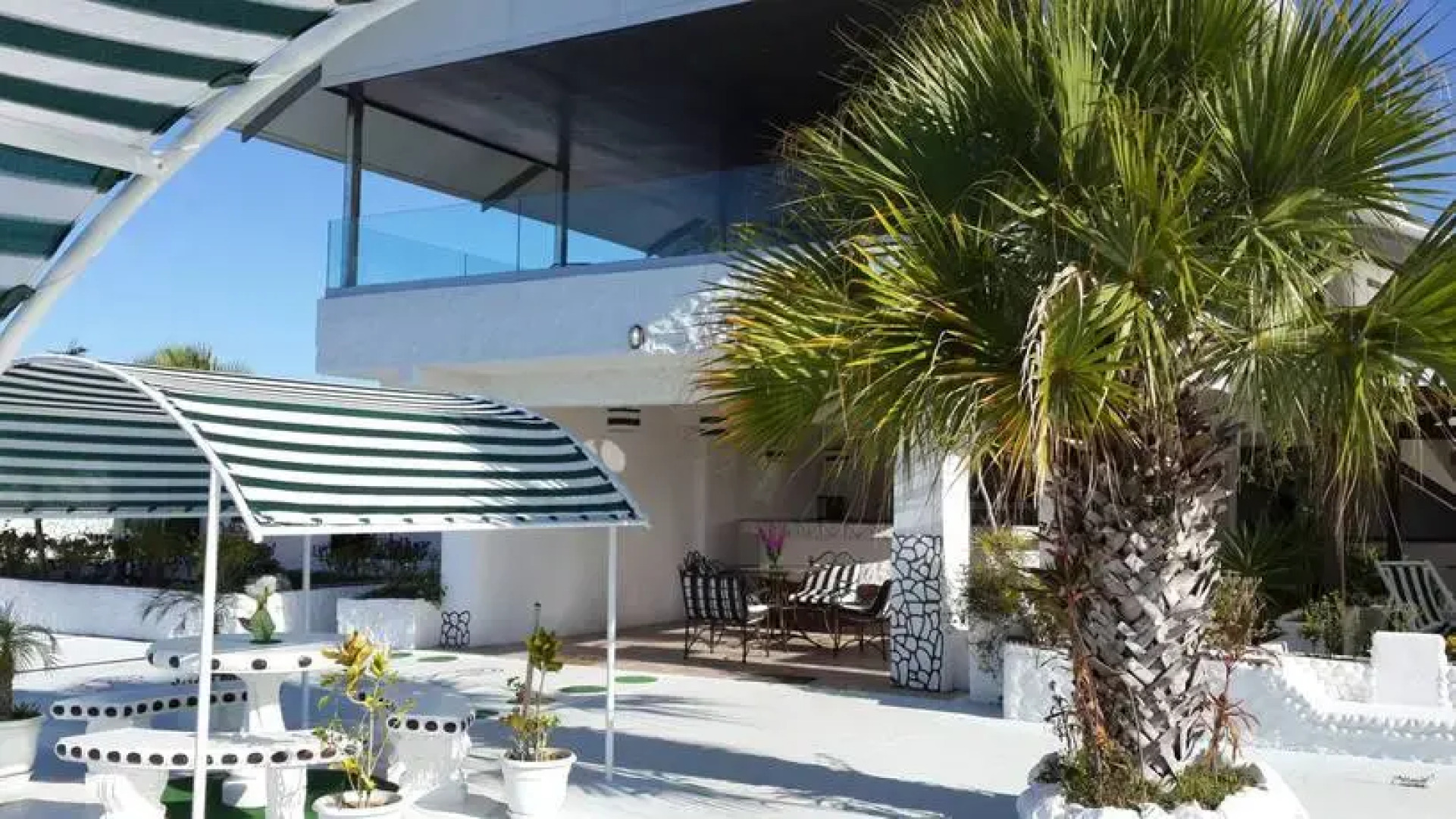 Barracuda apartments