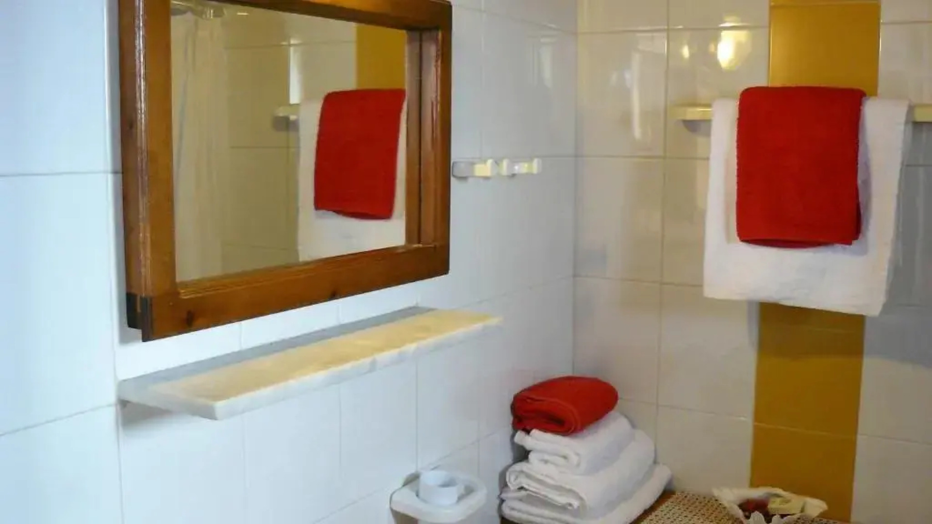 Villa Lofos Wood & Stone