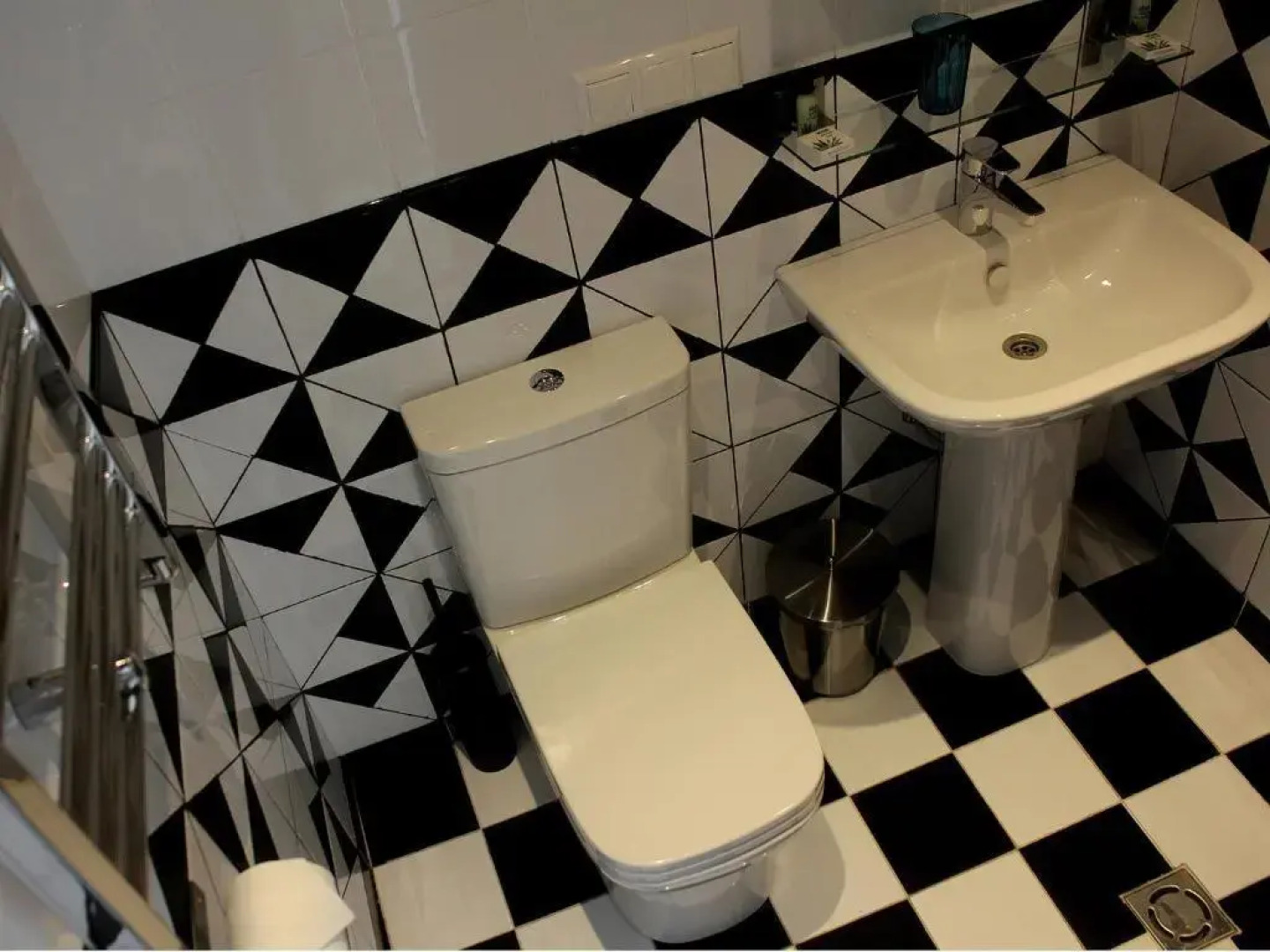 Белые аллеи