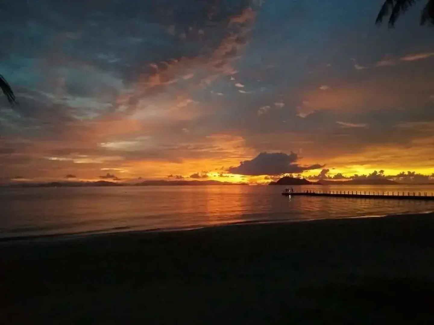 The White House Resort