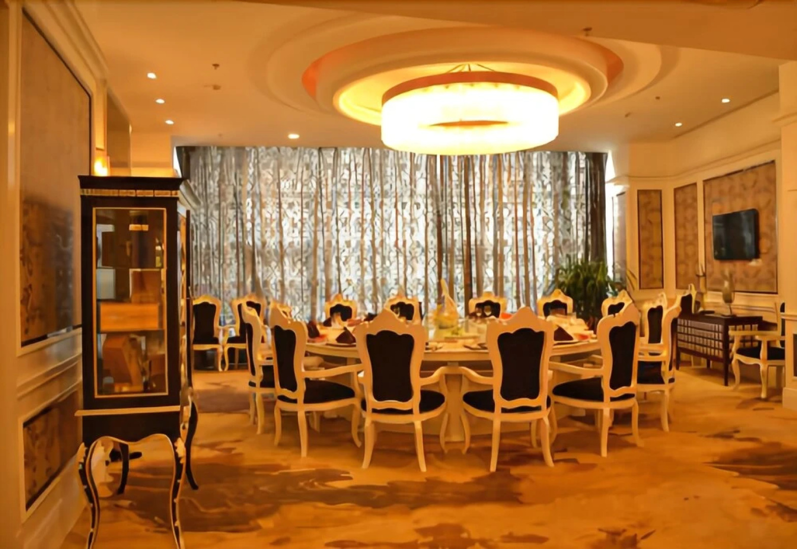 Guannan Shijiyuan International Hotel