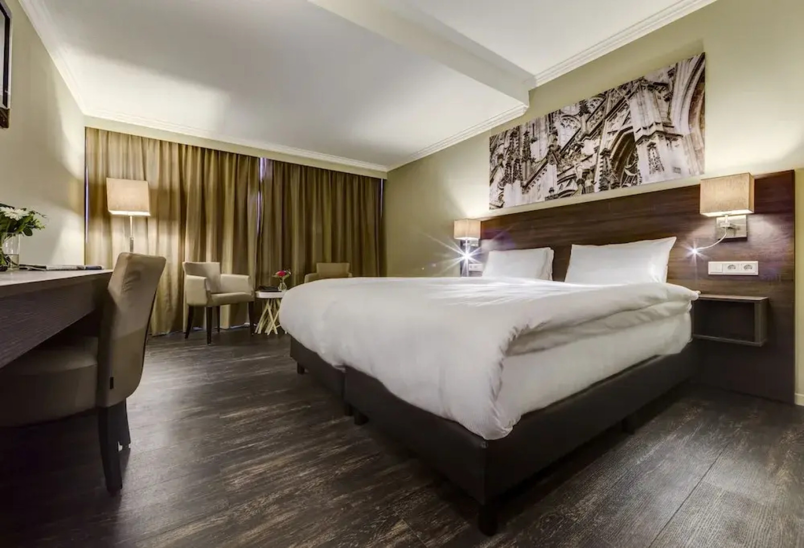 Отель Fletcher Hotel-Restaurant 's-Hertogenbosch