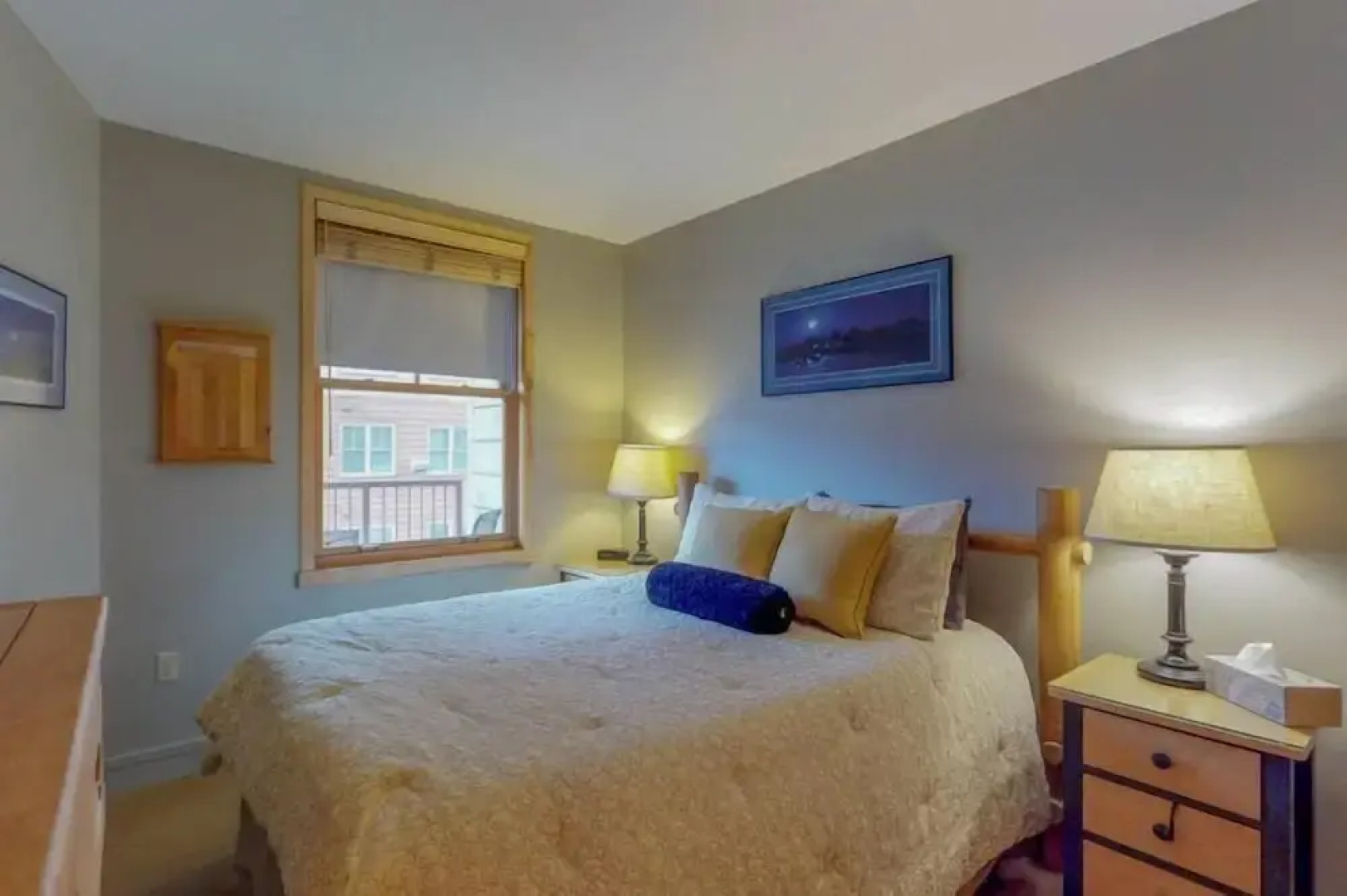 1 Bedroom Mountain Condo in the Heart of River Run Village within walking distance to ski lift