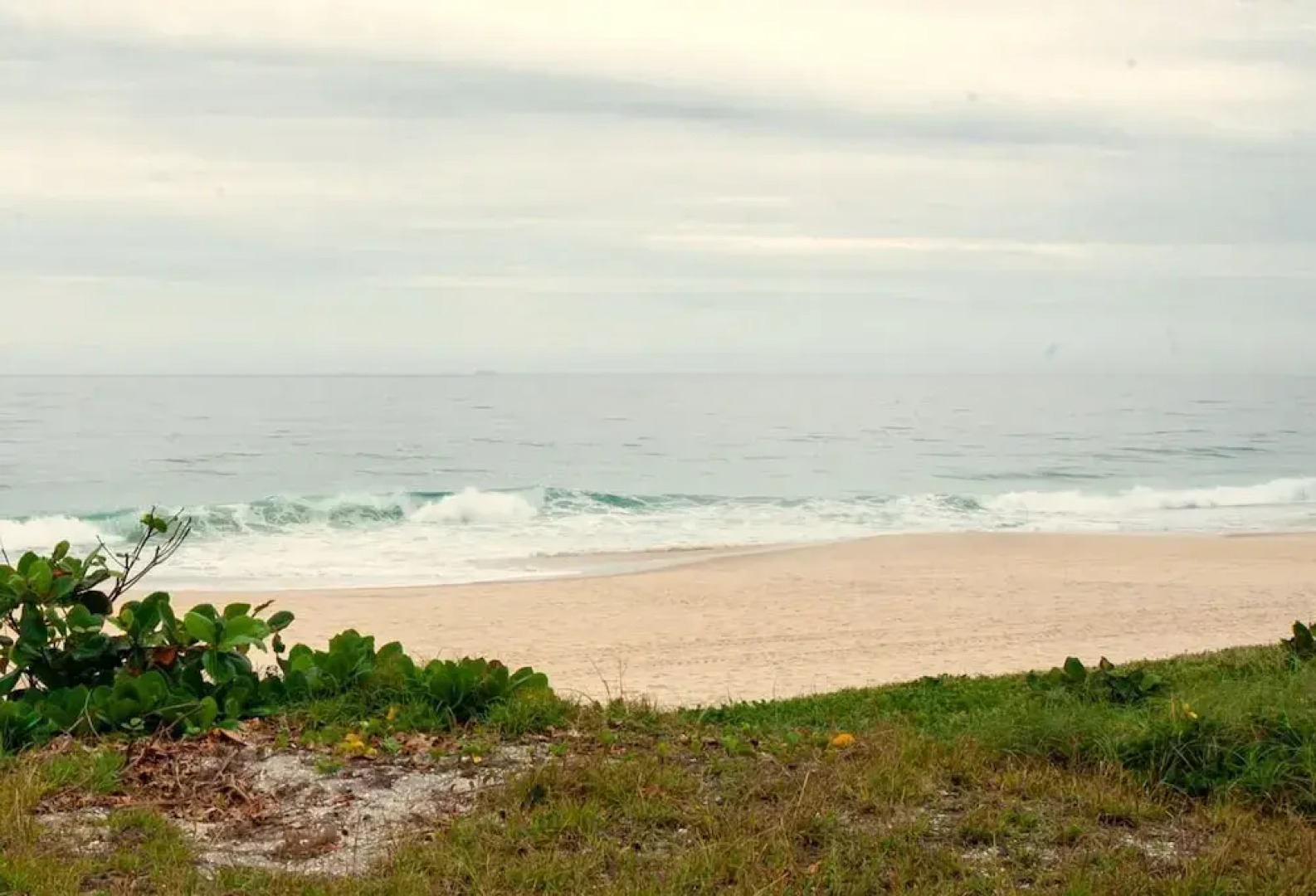 Casa pet Friendly c Piscina Churrasqueira e Wi-fi